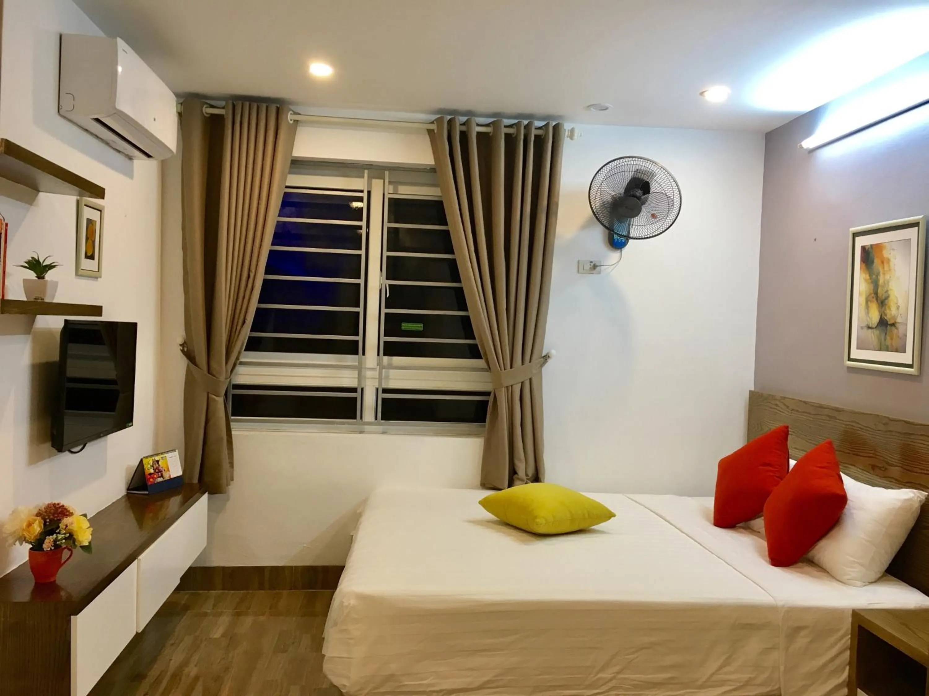 Bed in V House 5 Serviced Apartment