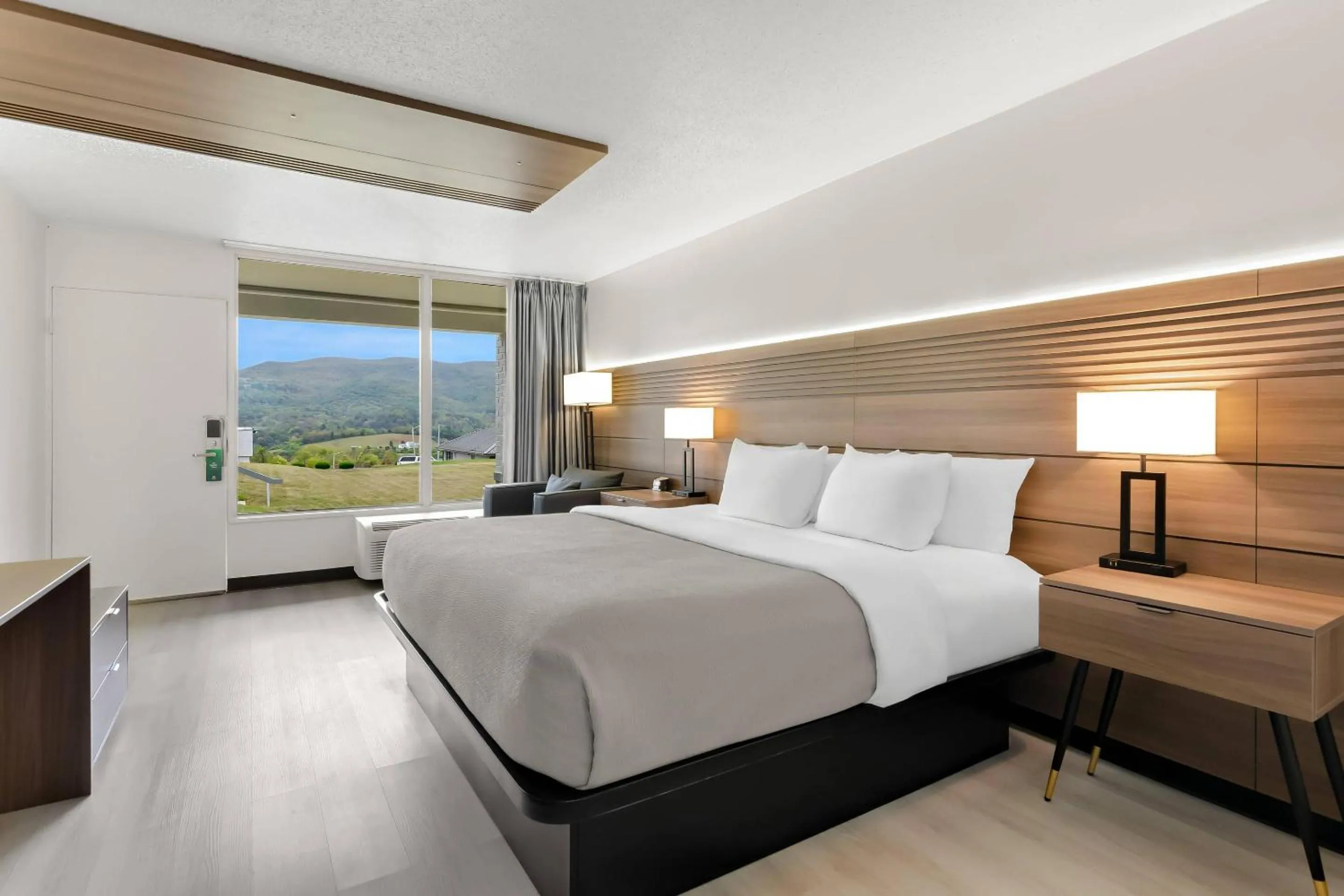 Bedroom, Bed in Quality Inn and Suites