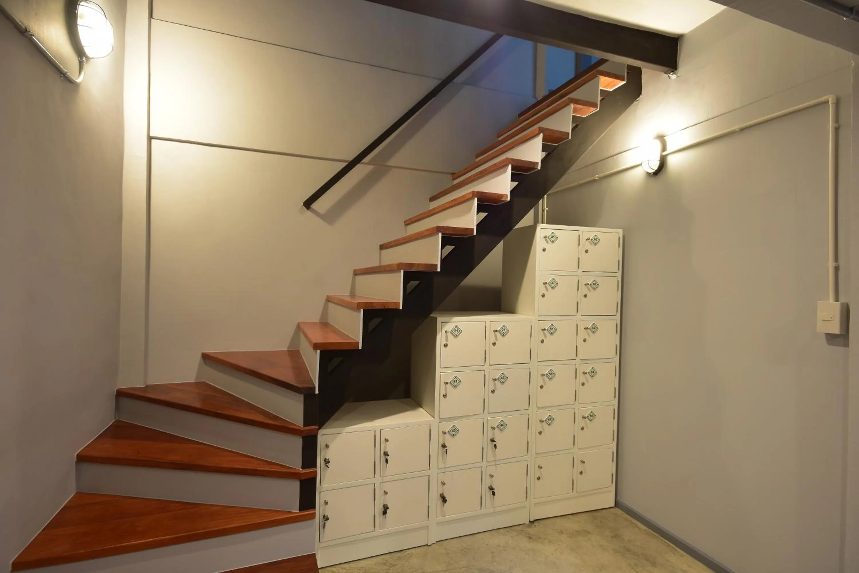 Area and facilities in The Chatbox Silom Hostel