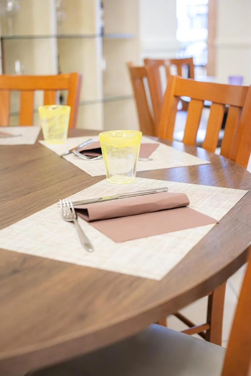 Restaurant/places to eat in Hotel Villabella