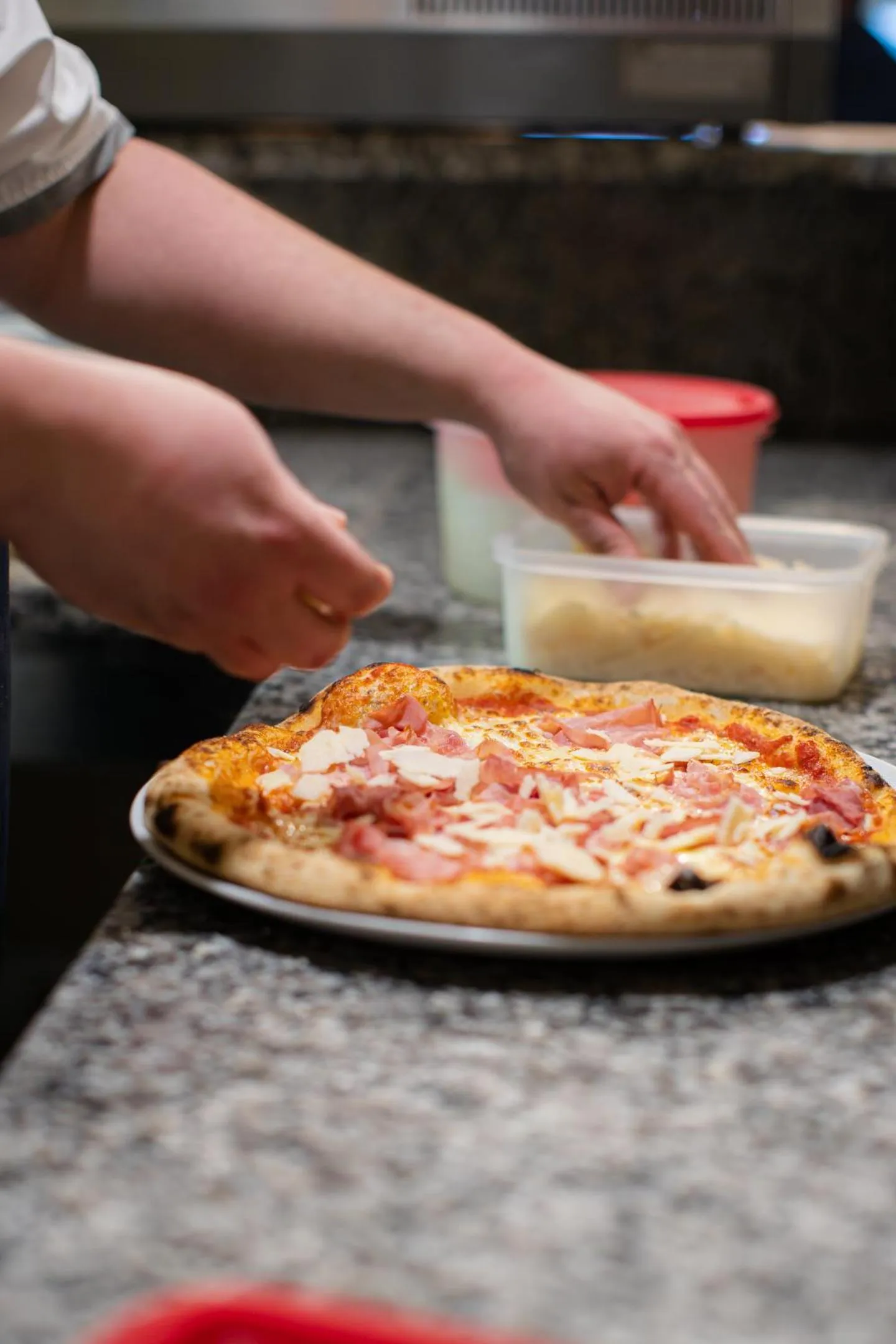 Restaurant/places to eat in Hotel Villabella