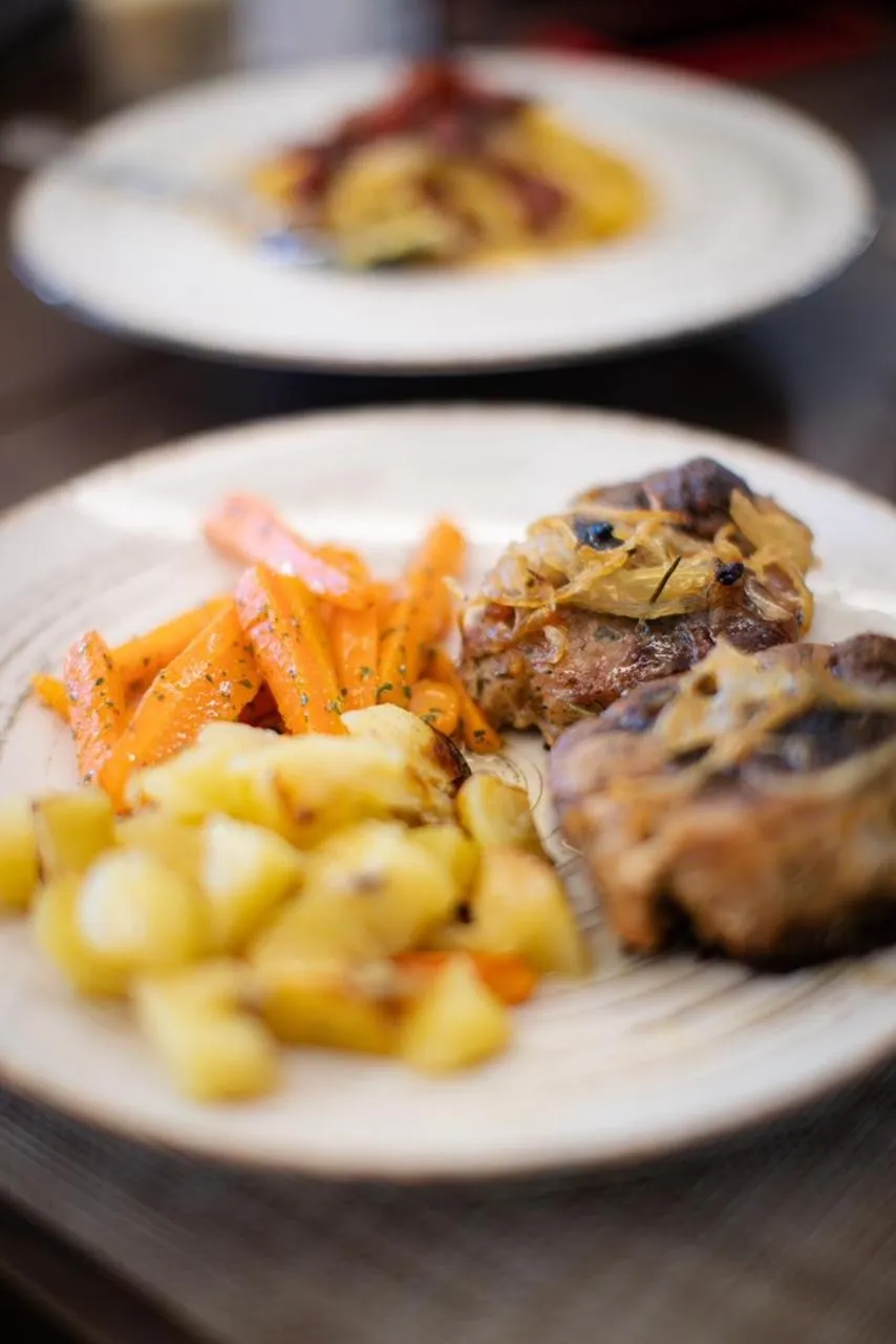 Restaurant/places to eat in Hotel Villabella