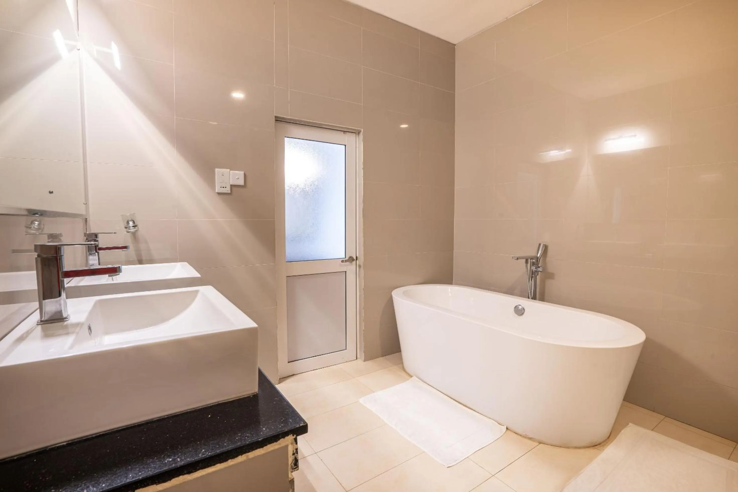 Bathroom in Lavendish Wild Safari