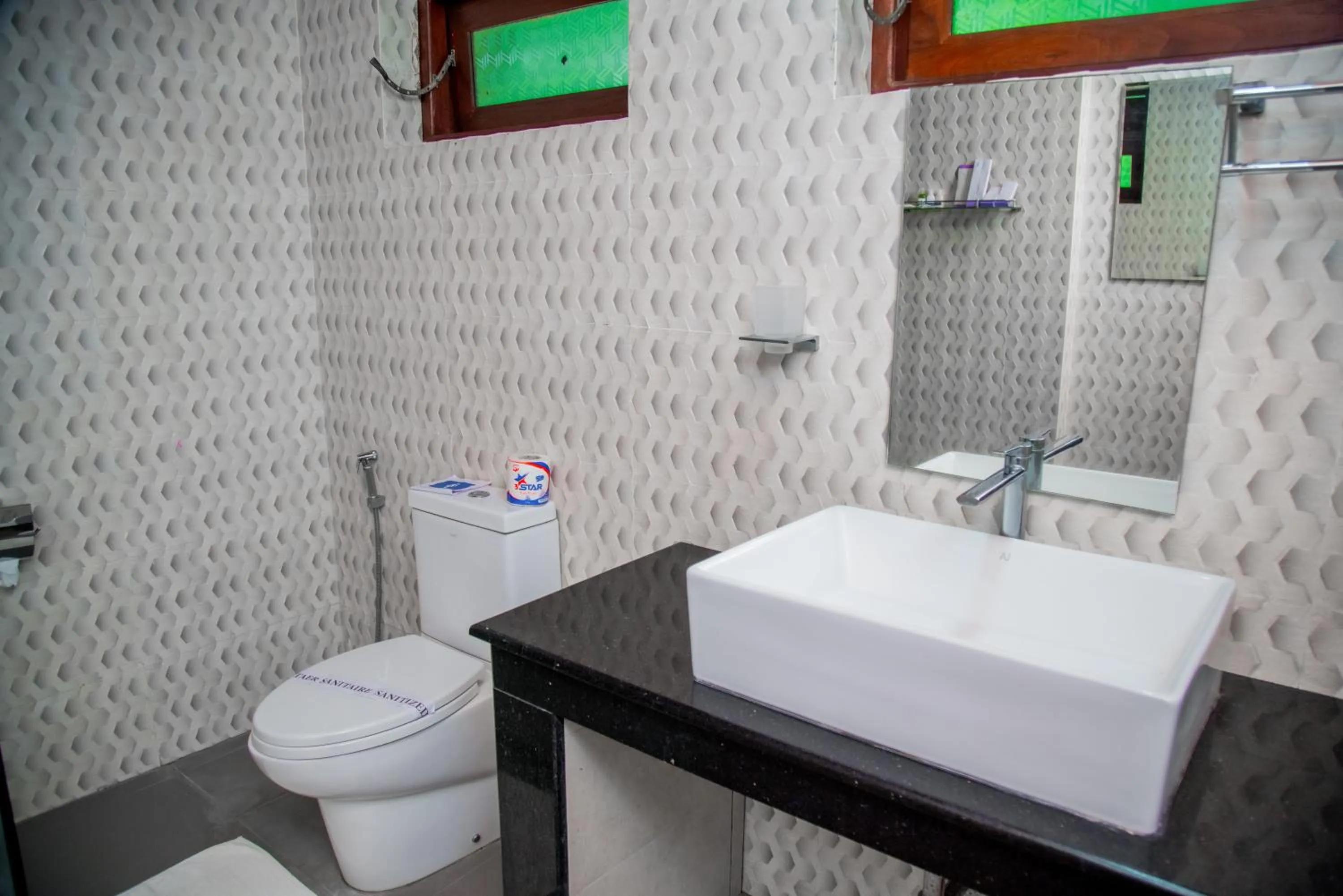 Bathroom in Lavendish Wild Safari