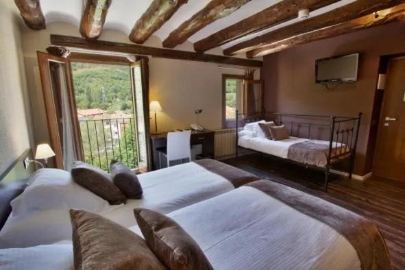 Balcony/Terrace, Bed in Hotel Cotori