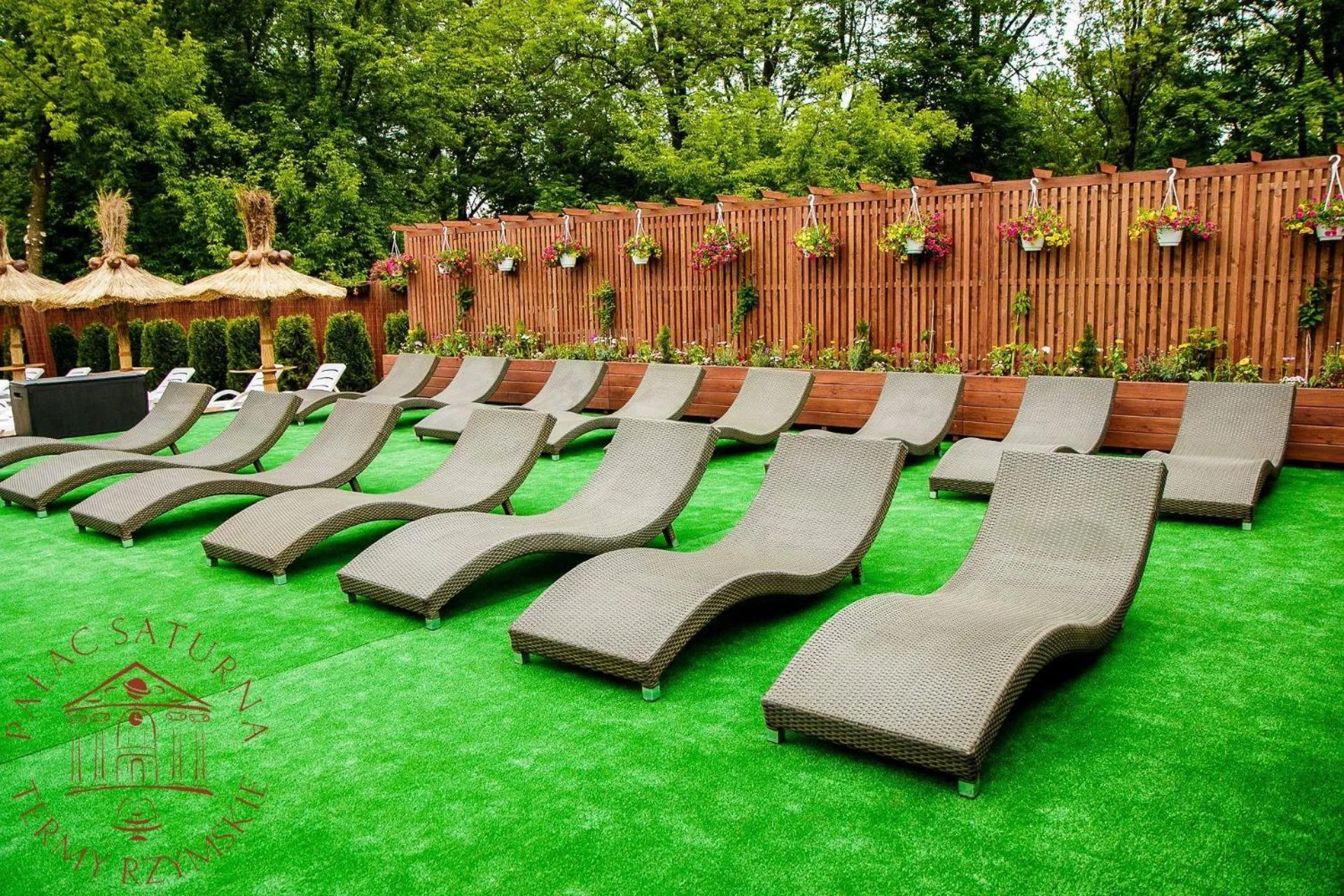 Day in Pałac Saturna