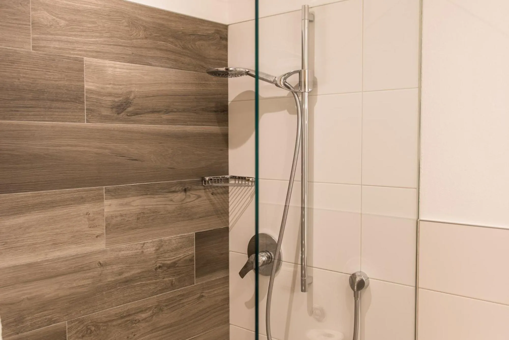 Shower in Haus Gufler