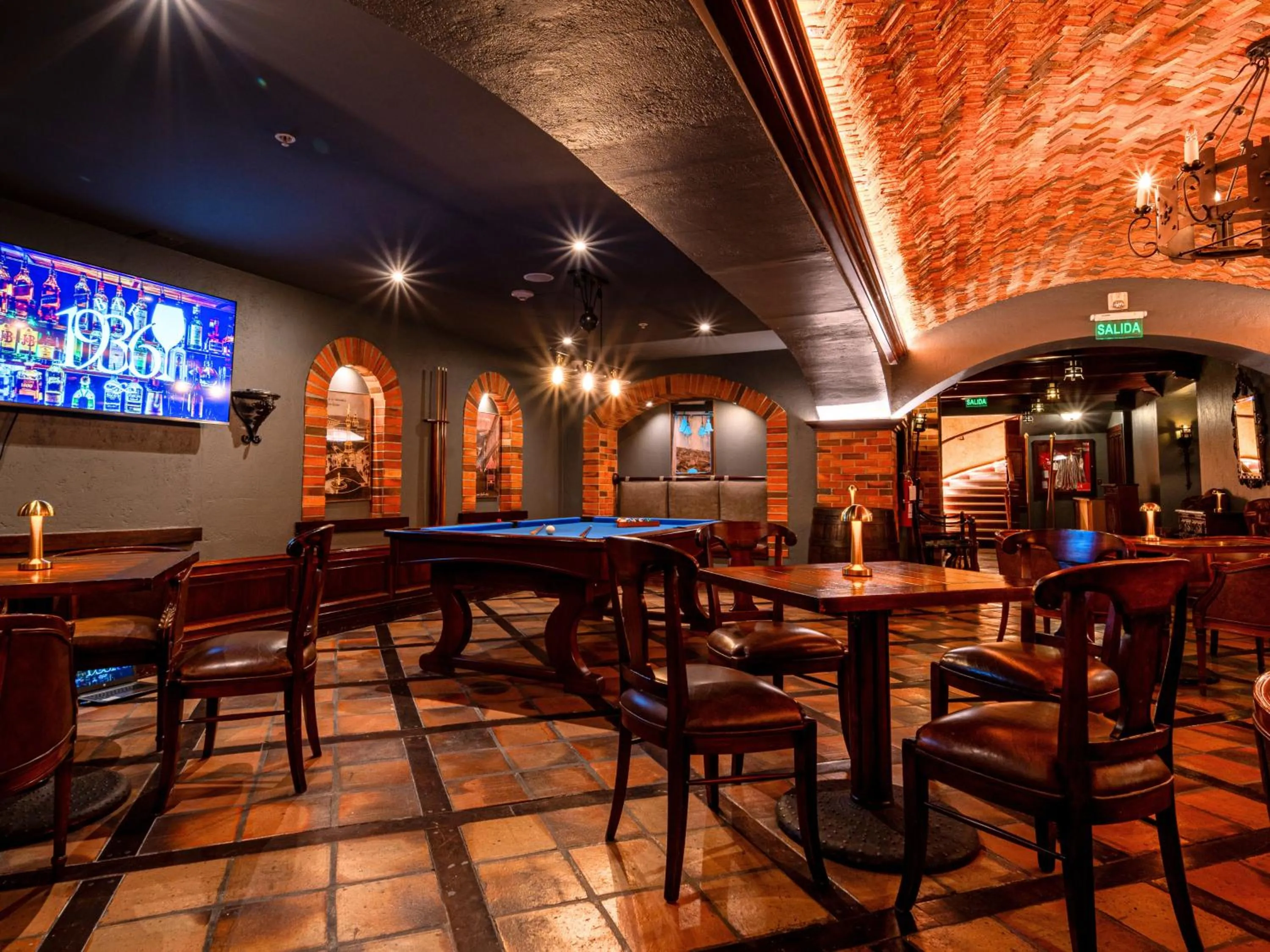 Lounge or bar in Plaza Grande Hotel