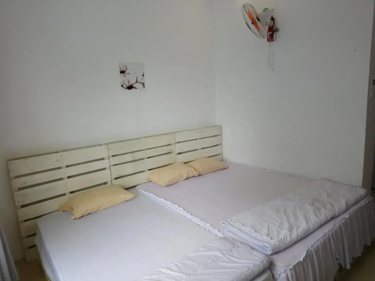 Bed in Lan Thai Ngoc Hotel Bed in Lan Thai Ngoc Hotel