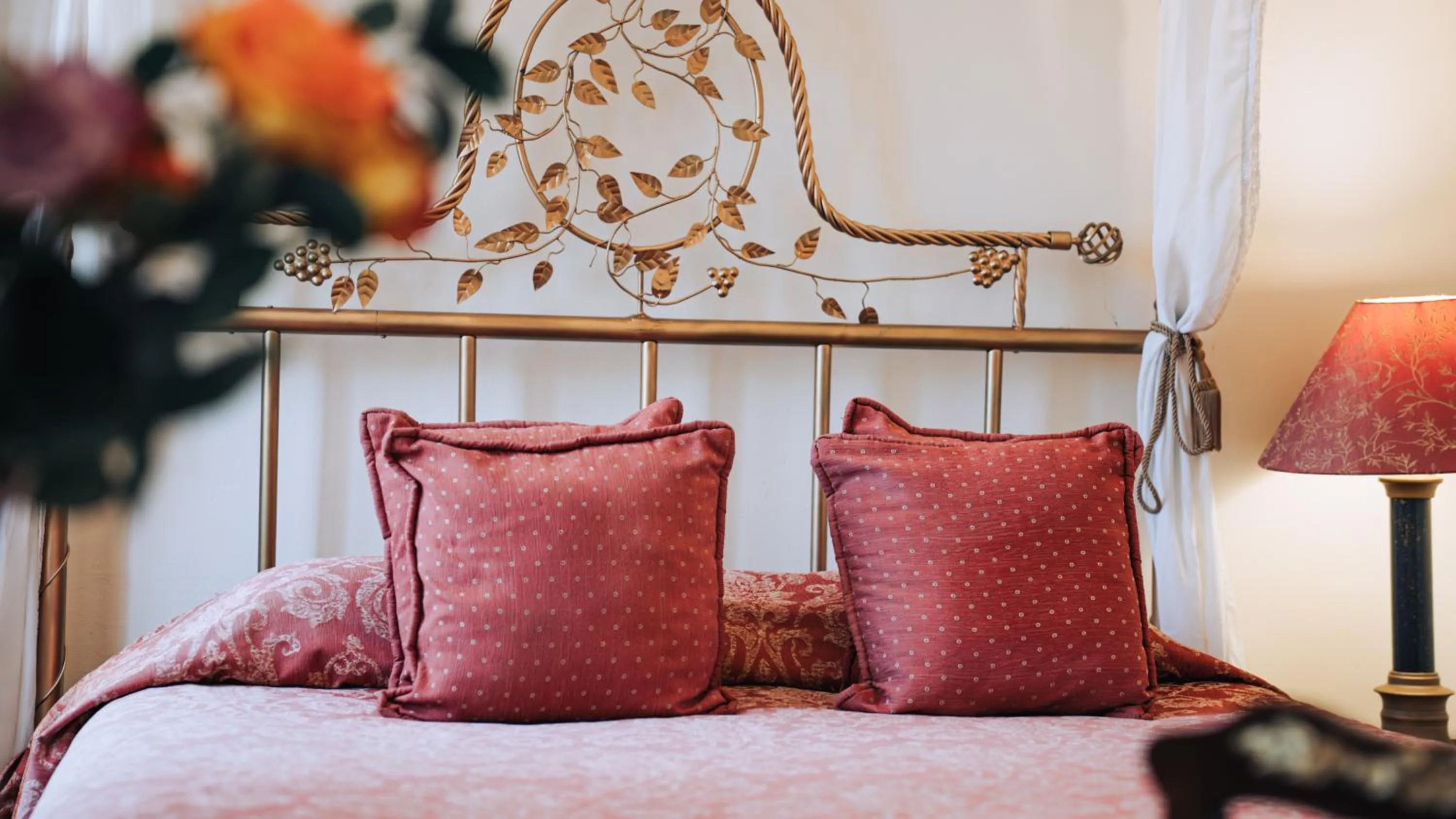 Bed in Boutique Hotel Mansion del Angel