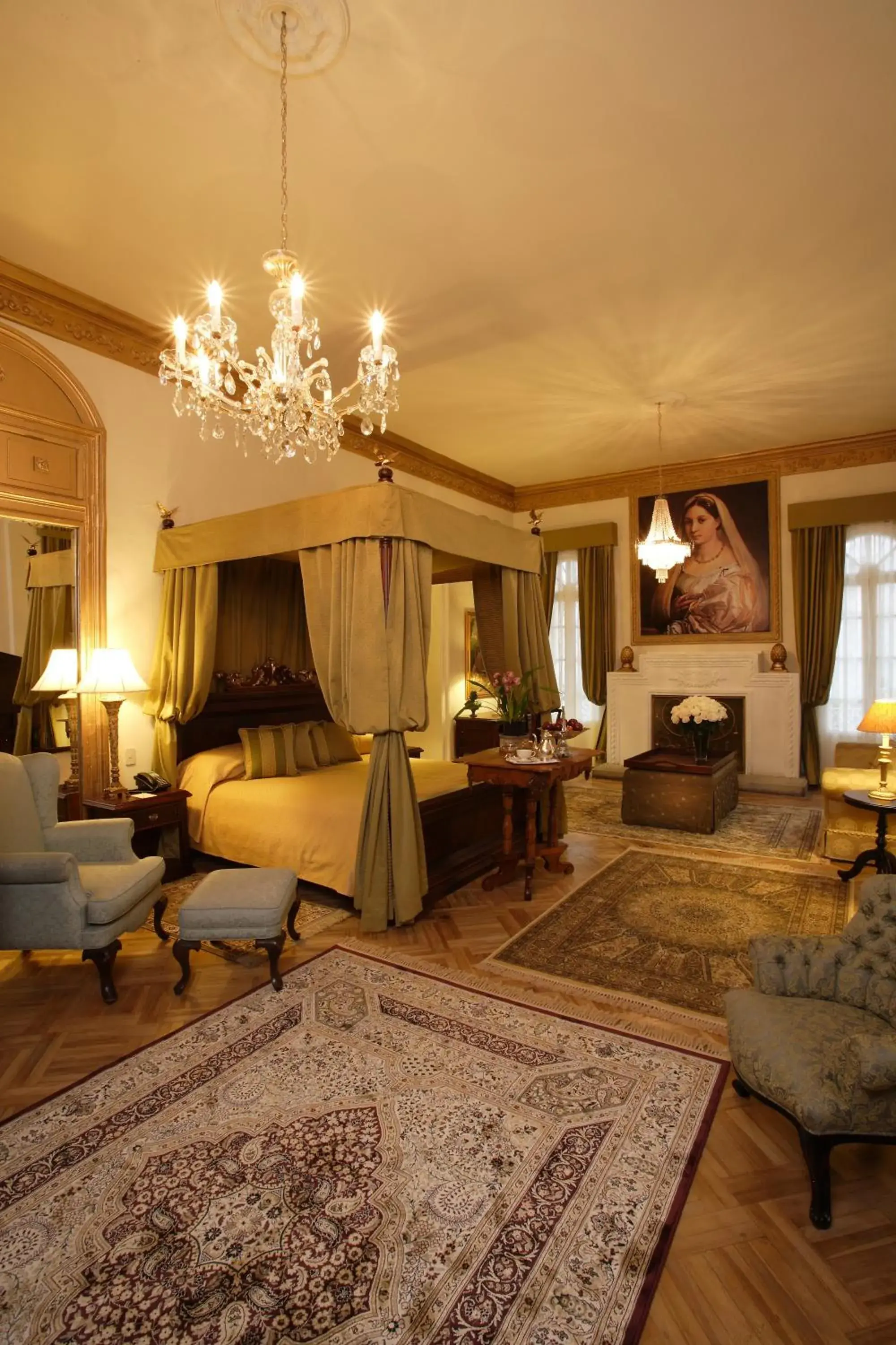 Deluxe Suite in Boutique Hotel Mansion del Angel Deluxe Suite in Boutique Hotel Mansion del Angel