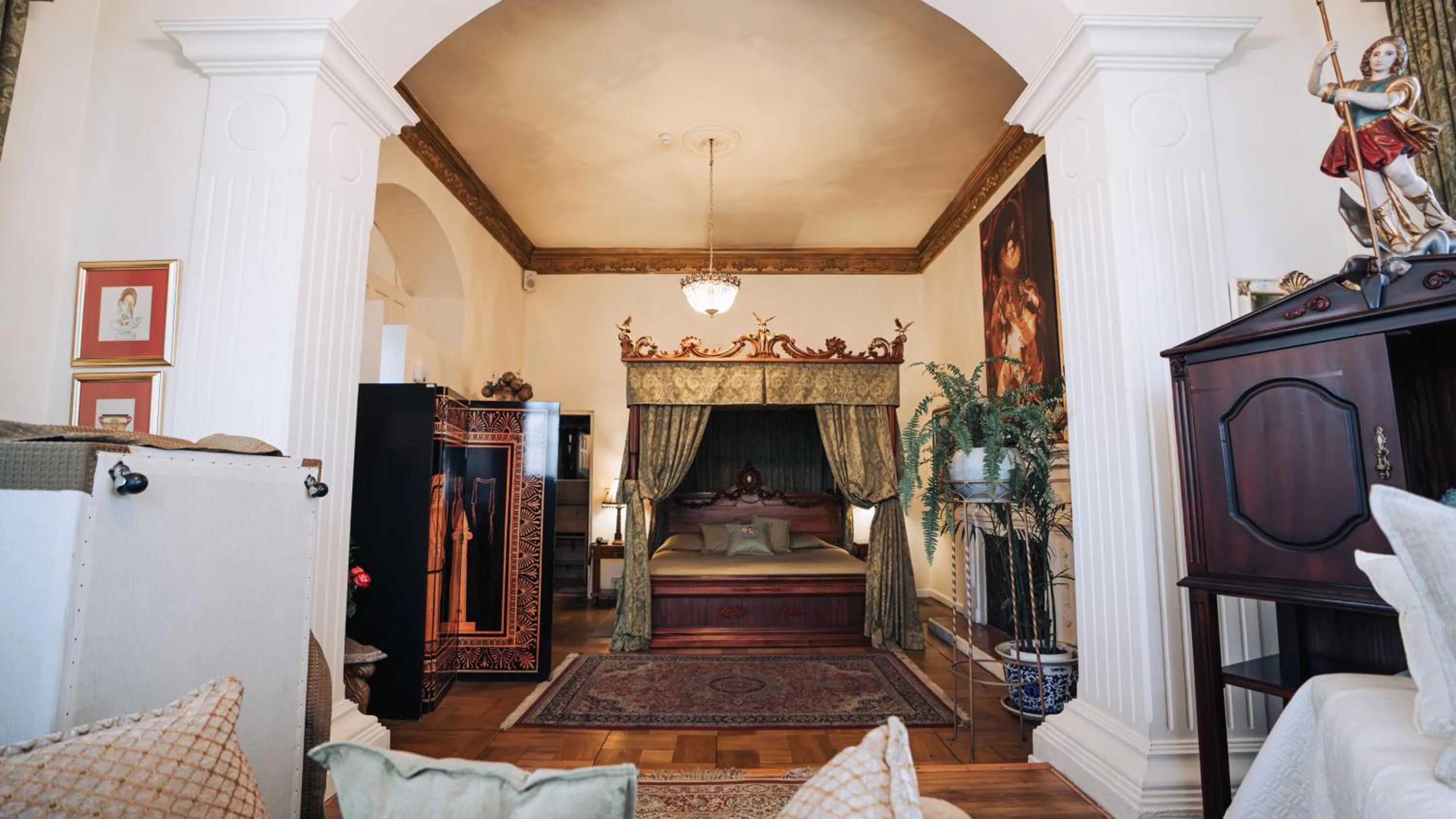 Photo of the whole room, Bed in Boutique Hotel Mansion del Angel