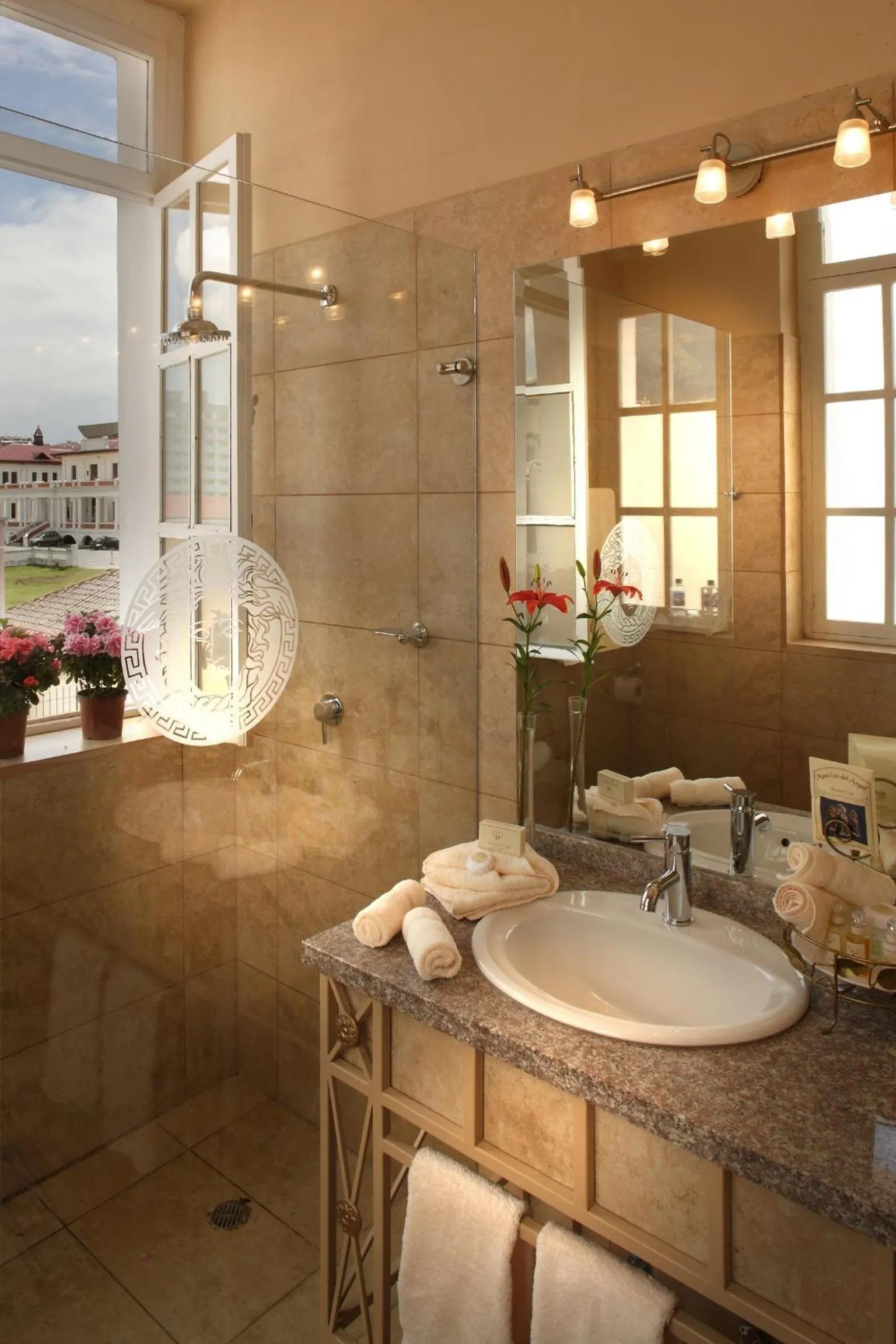 Shower in Boutique Hotel Mansion del Angel