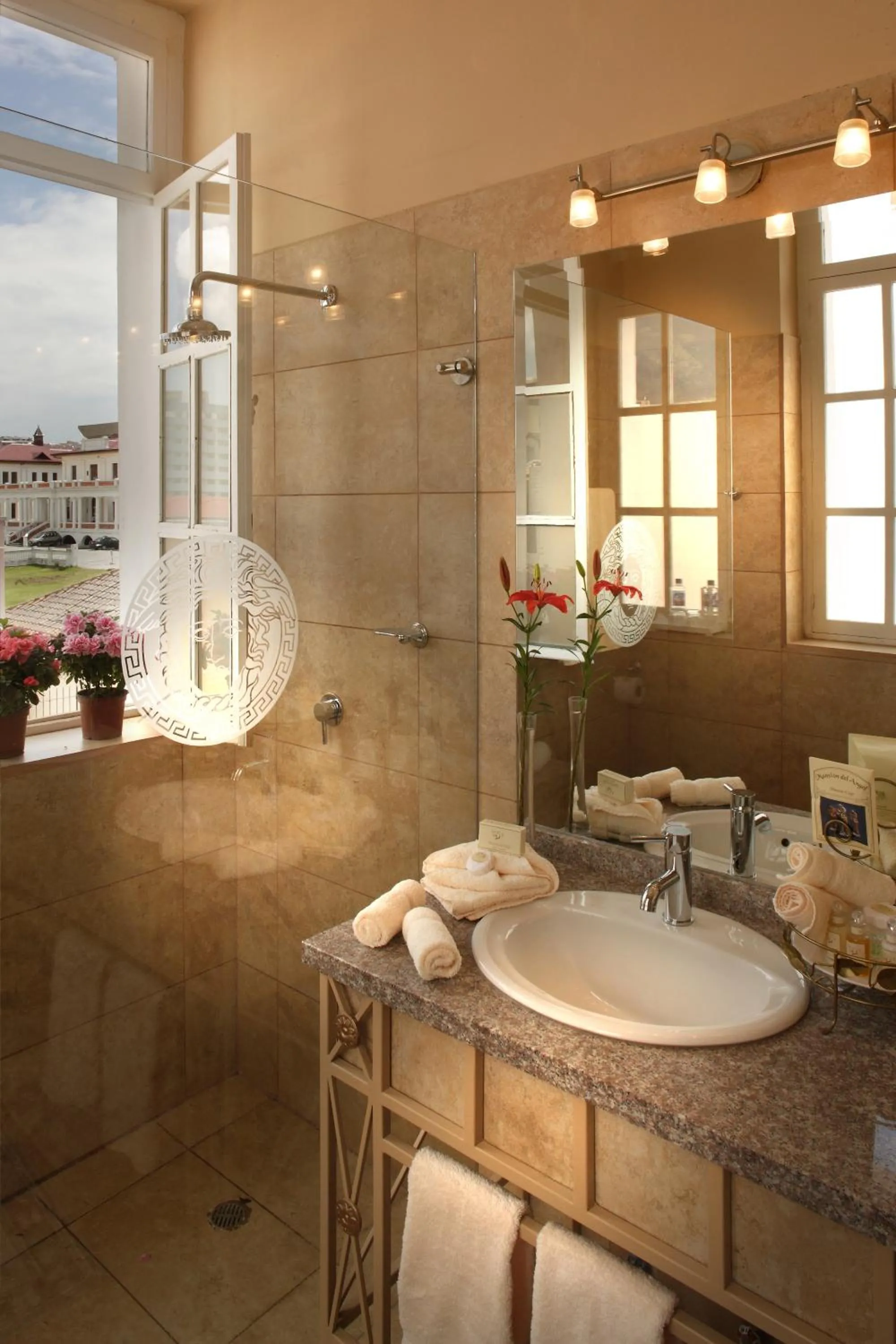 Shower in Boutique Hotel Mansion del Angel