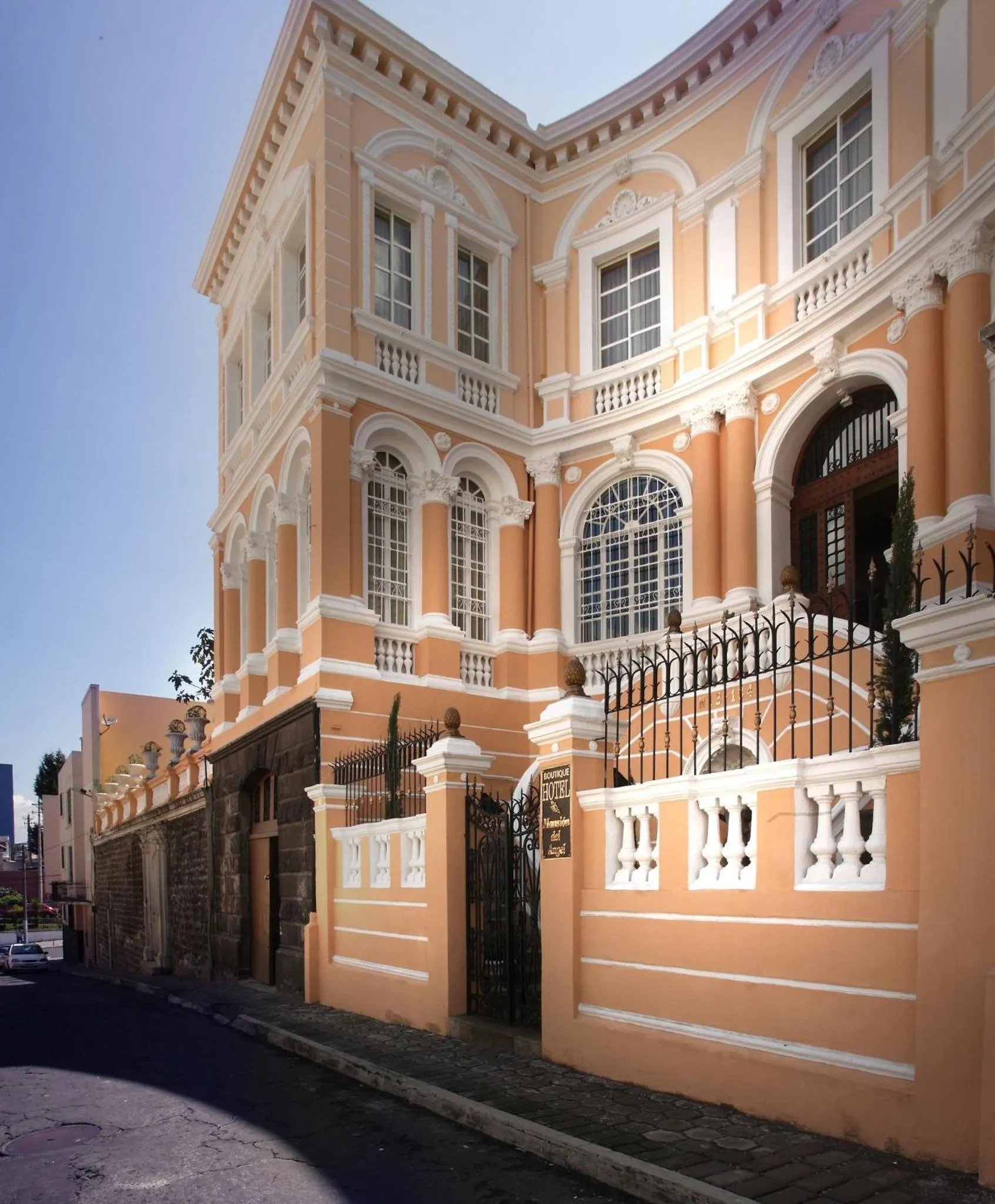 Property building in Boutique Hotel Mansion del Angel