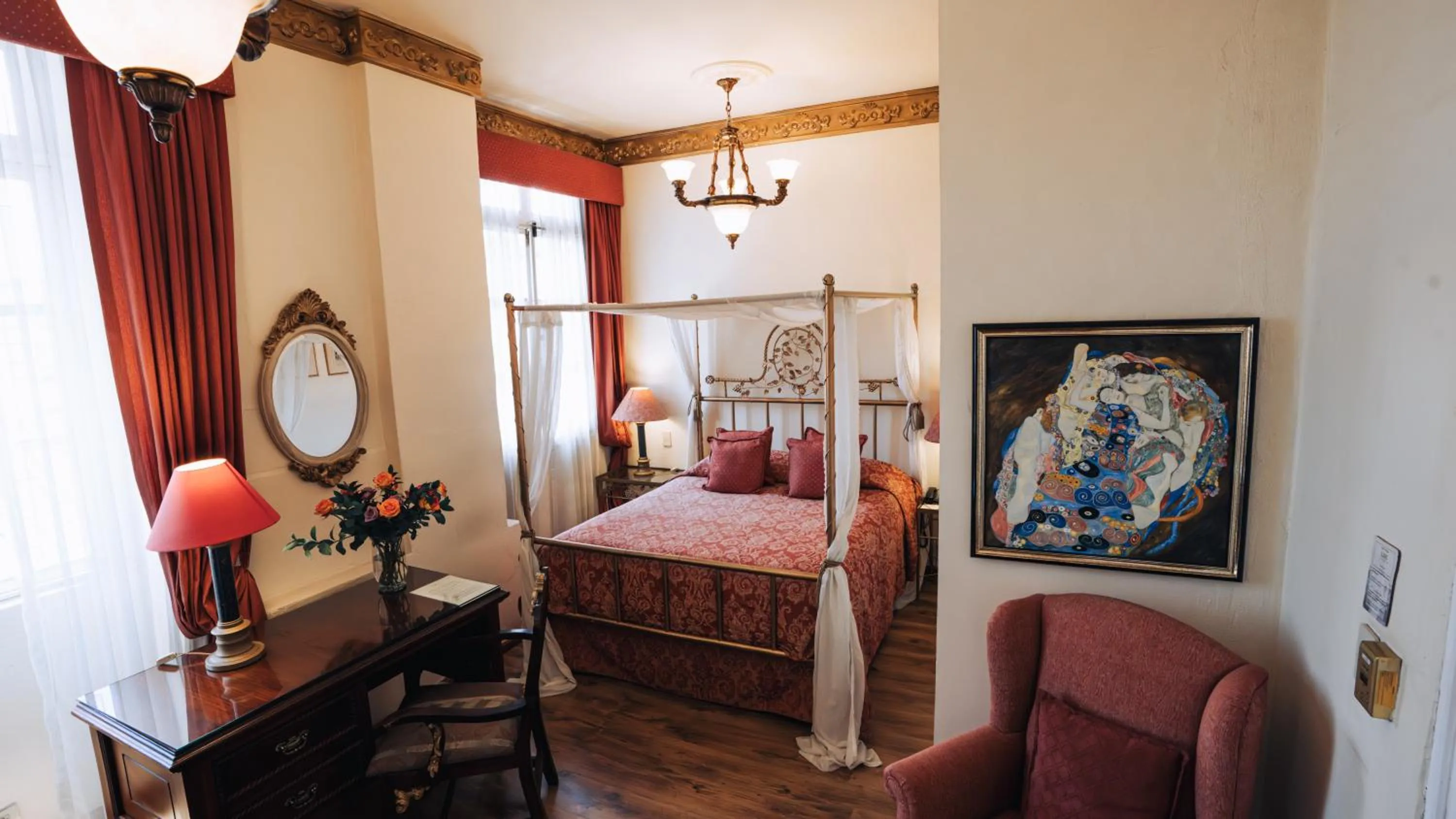 Photo of the whole room, Bed in Boutique Hotel Mansion del Angel