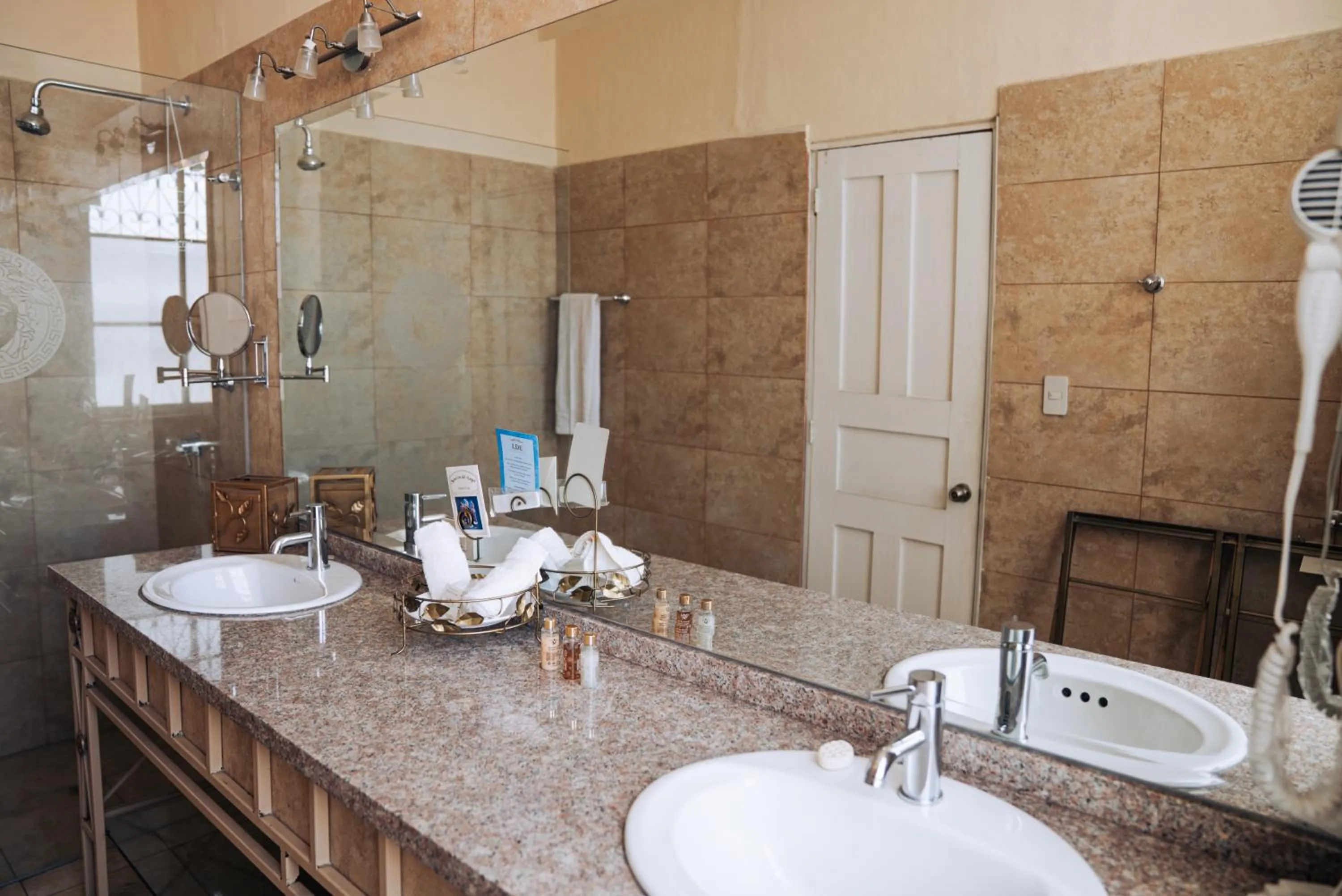 Shower in Boutique Hotel Mansion del Angel