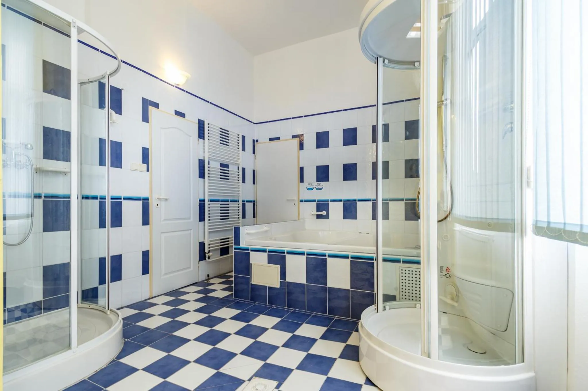 Hot Tub in Penzión - Restaurant Atrium