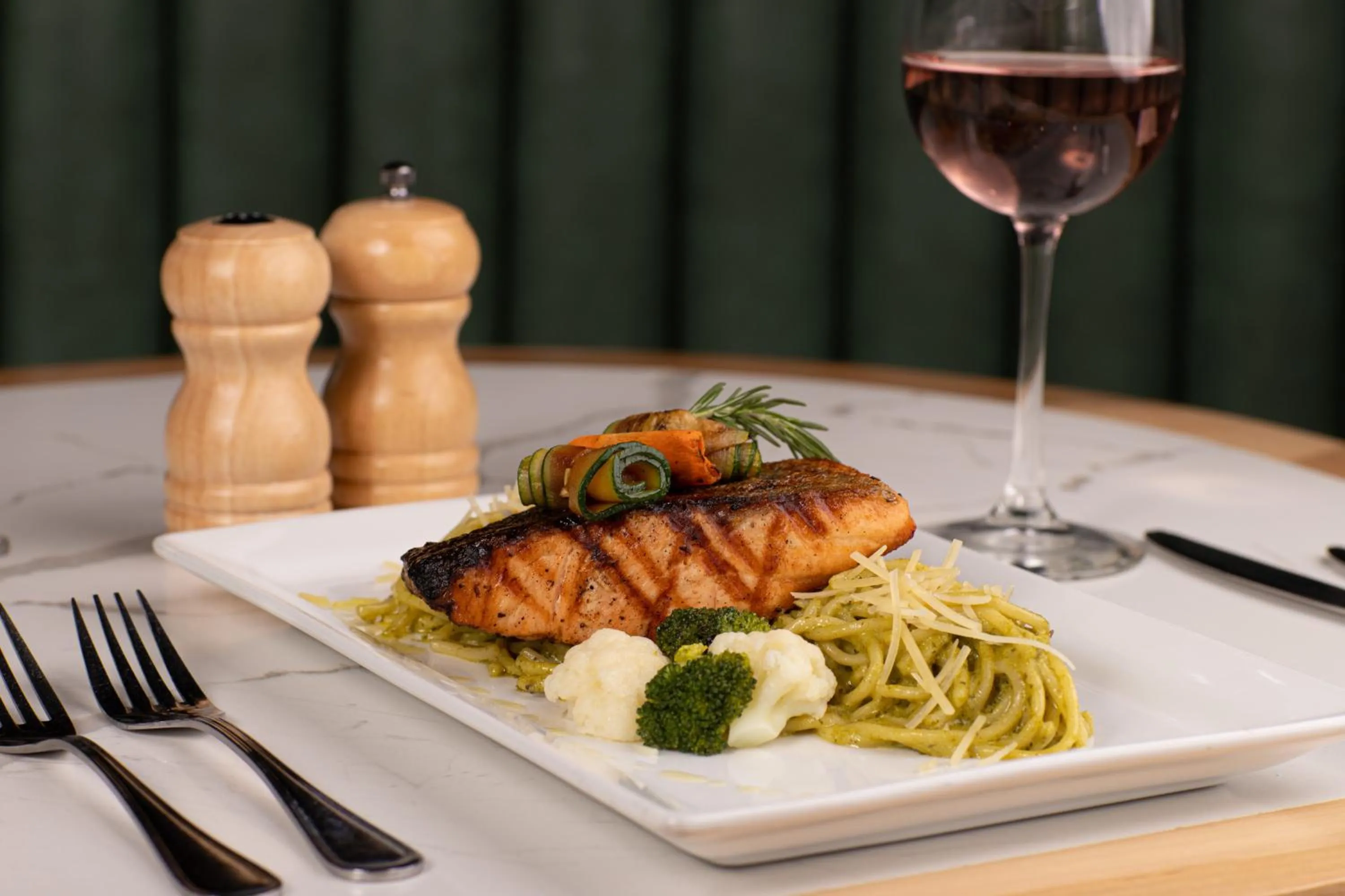 Restaurant/places to eat in Pueblo Amigo Hotel Plaza y Casino