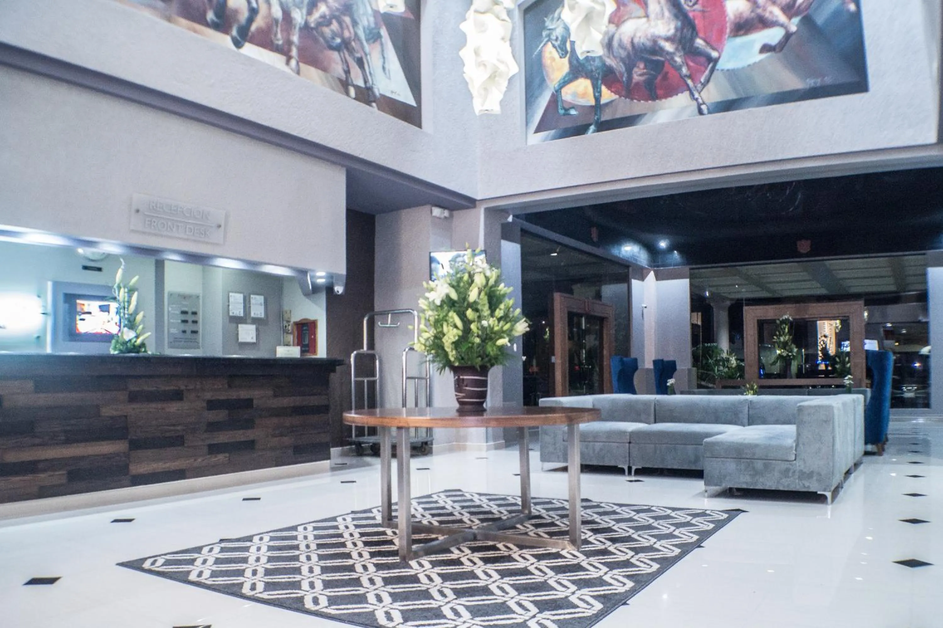 Communal lounge/ TV room in Pueblo Amigo Hotel Plaza y Casino