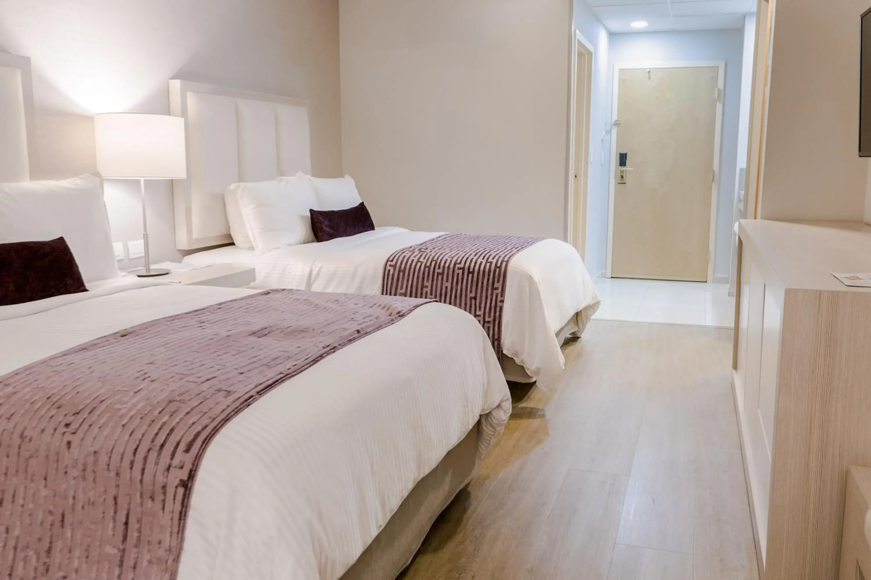 Bed in Antaris Galerias Bed in Antaris Galerias