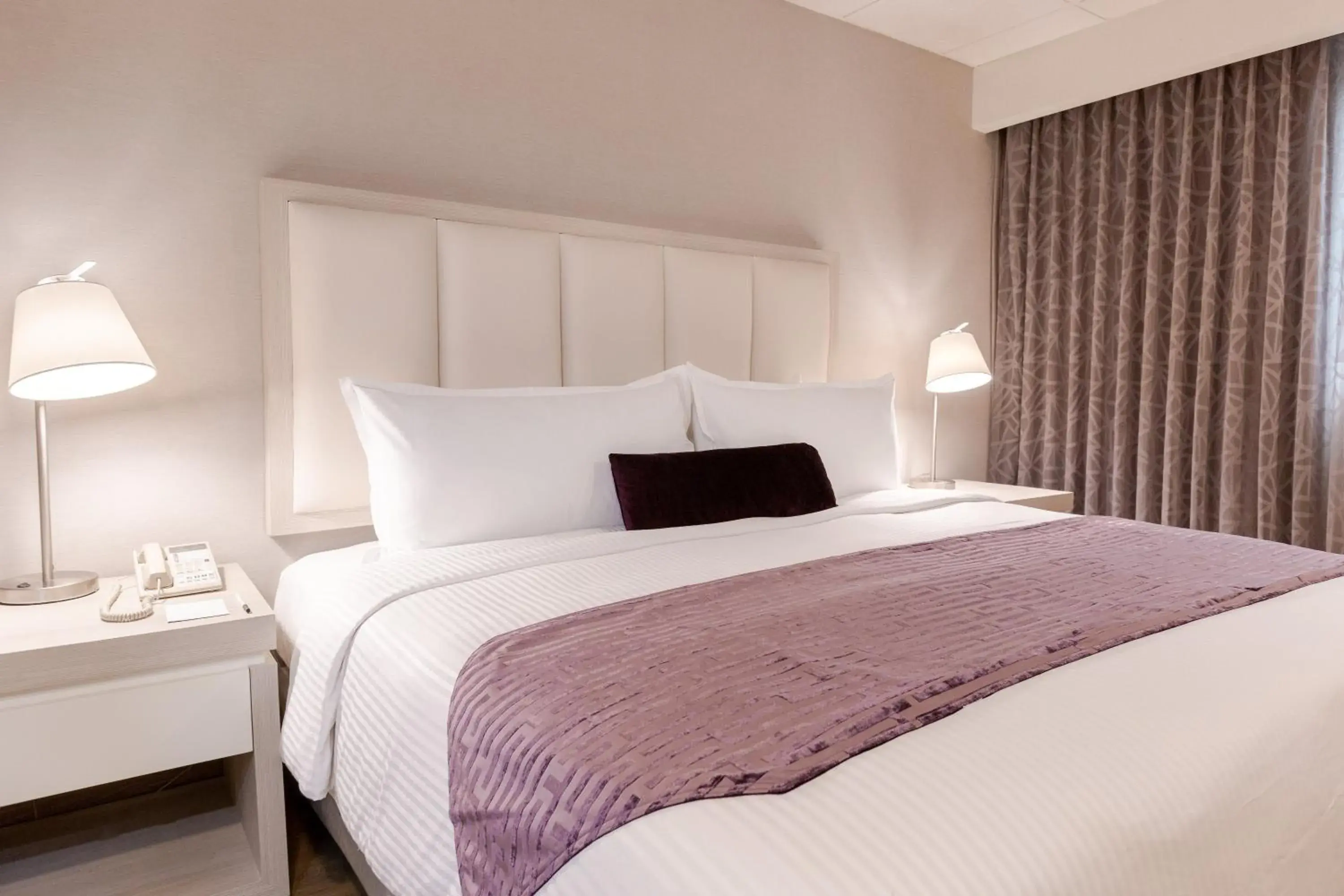 Bed in Antaris Galerias Bed in Antaris Galerias