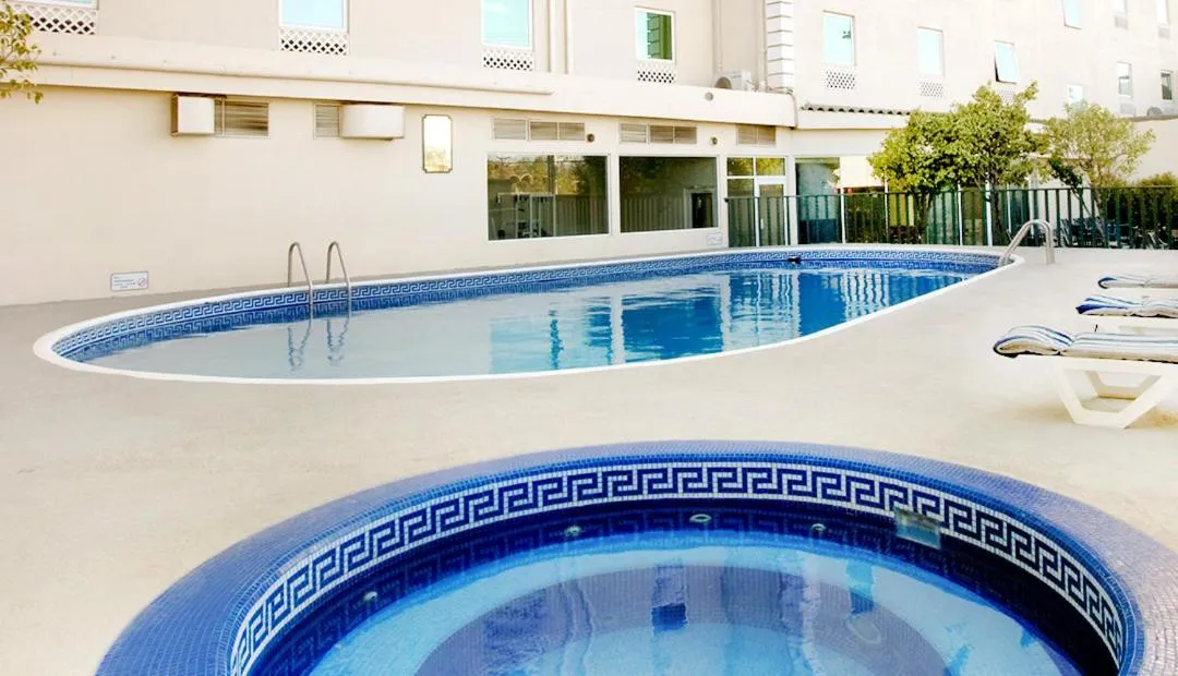 Hot Tub in Antaris Galerias