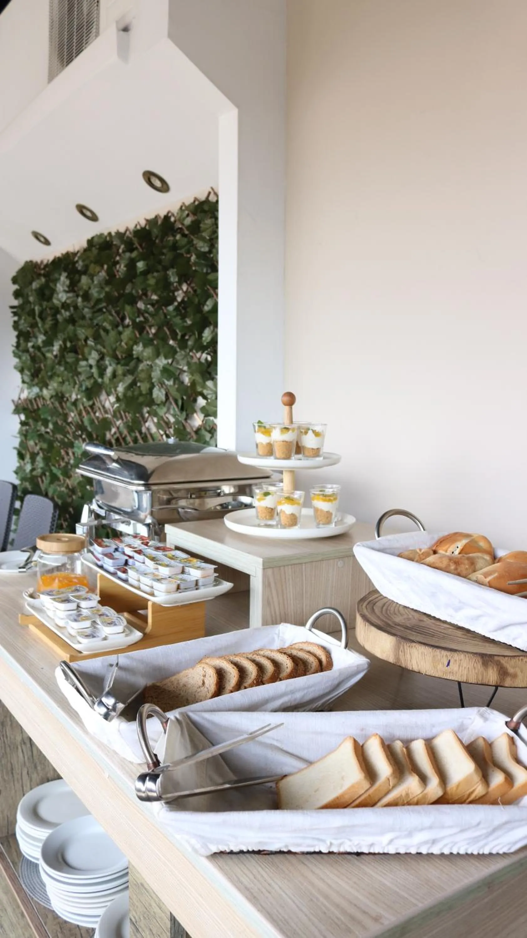 Food and drinks in Hotel Corregidor by Cassana