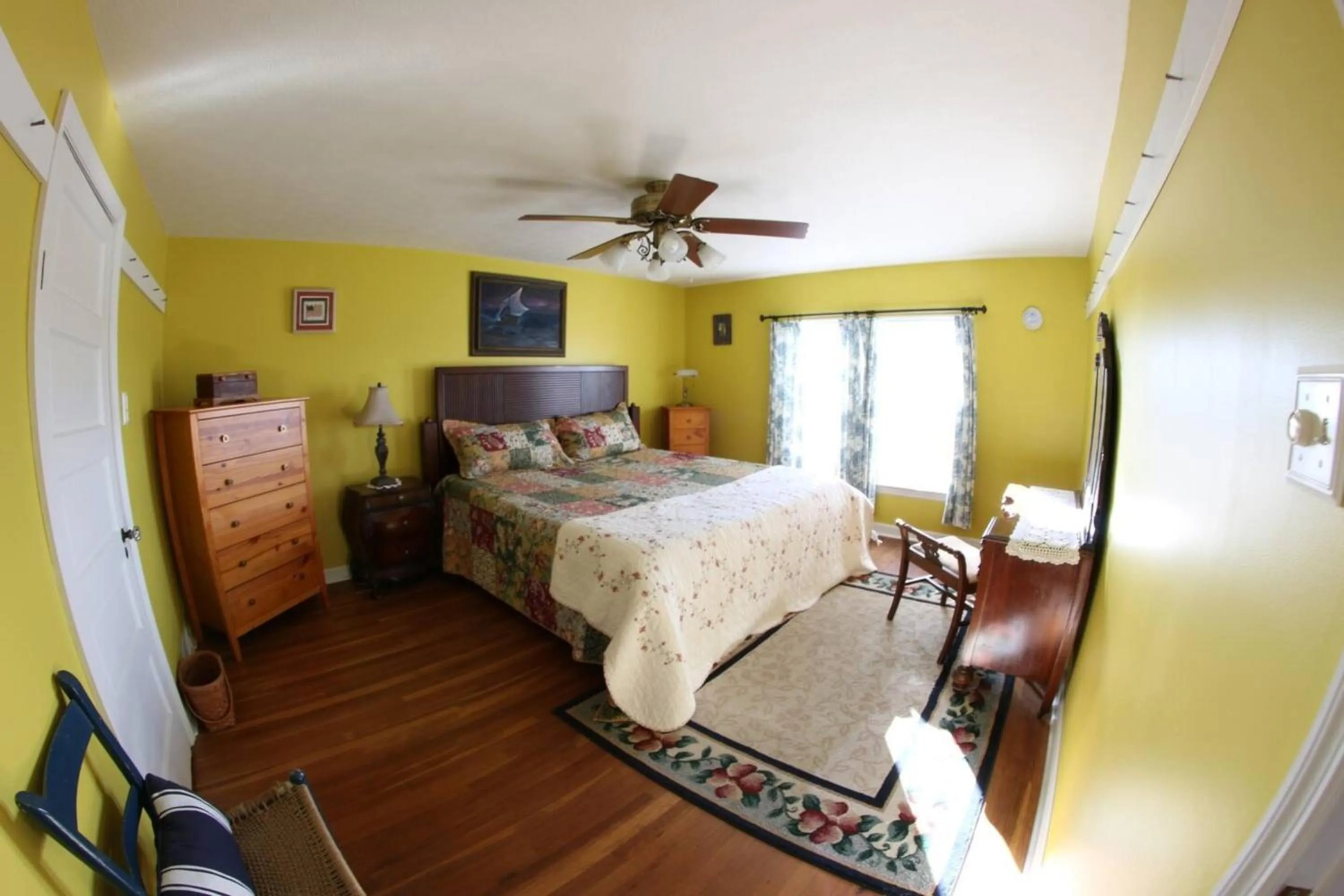 Bedroom, Bed in Awesome Flat Top Farmhouse