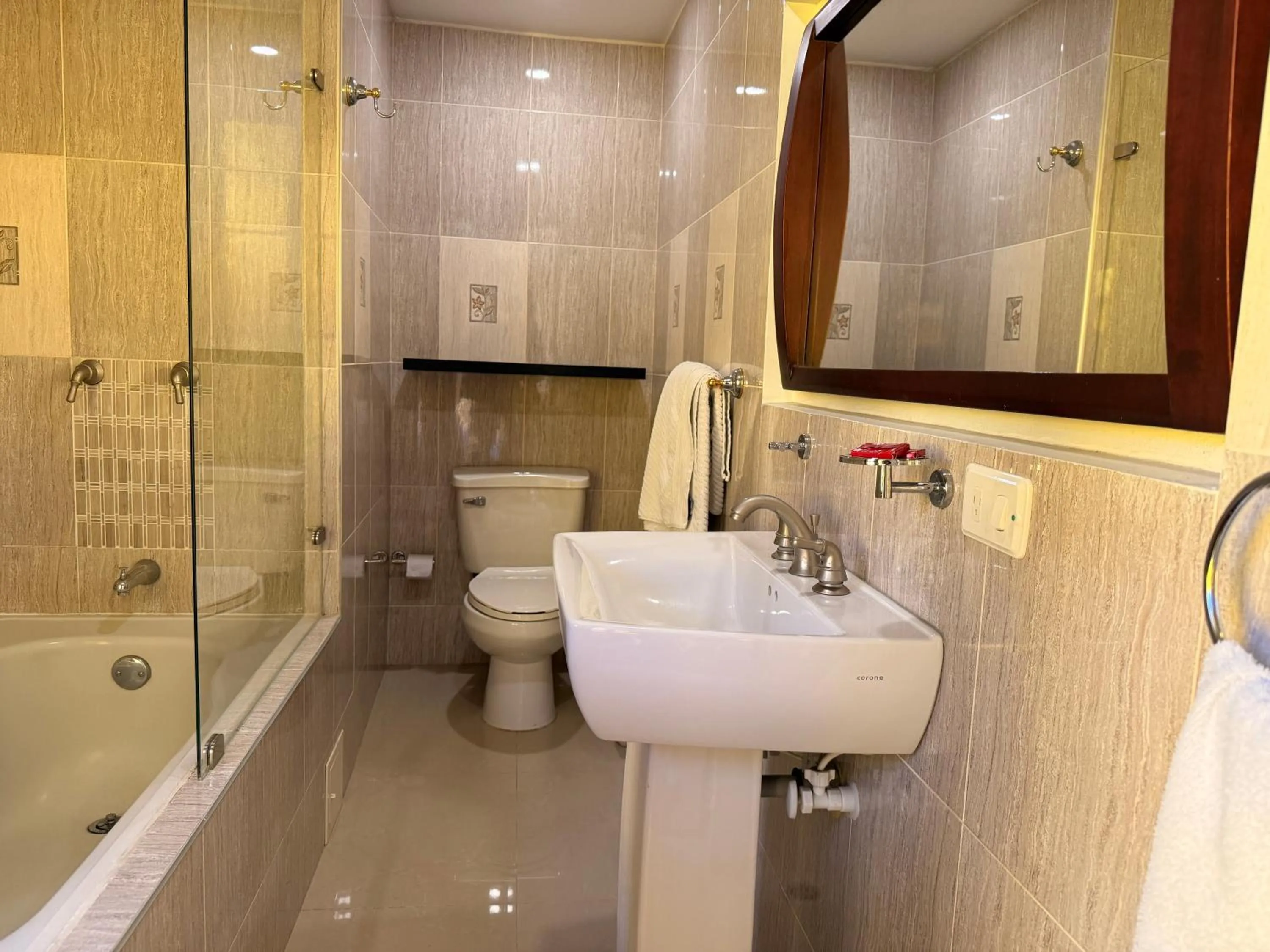 Bathroom in Apartaestudios La Candelaria