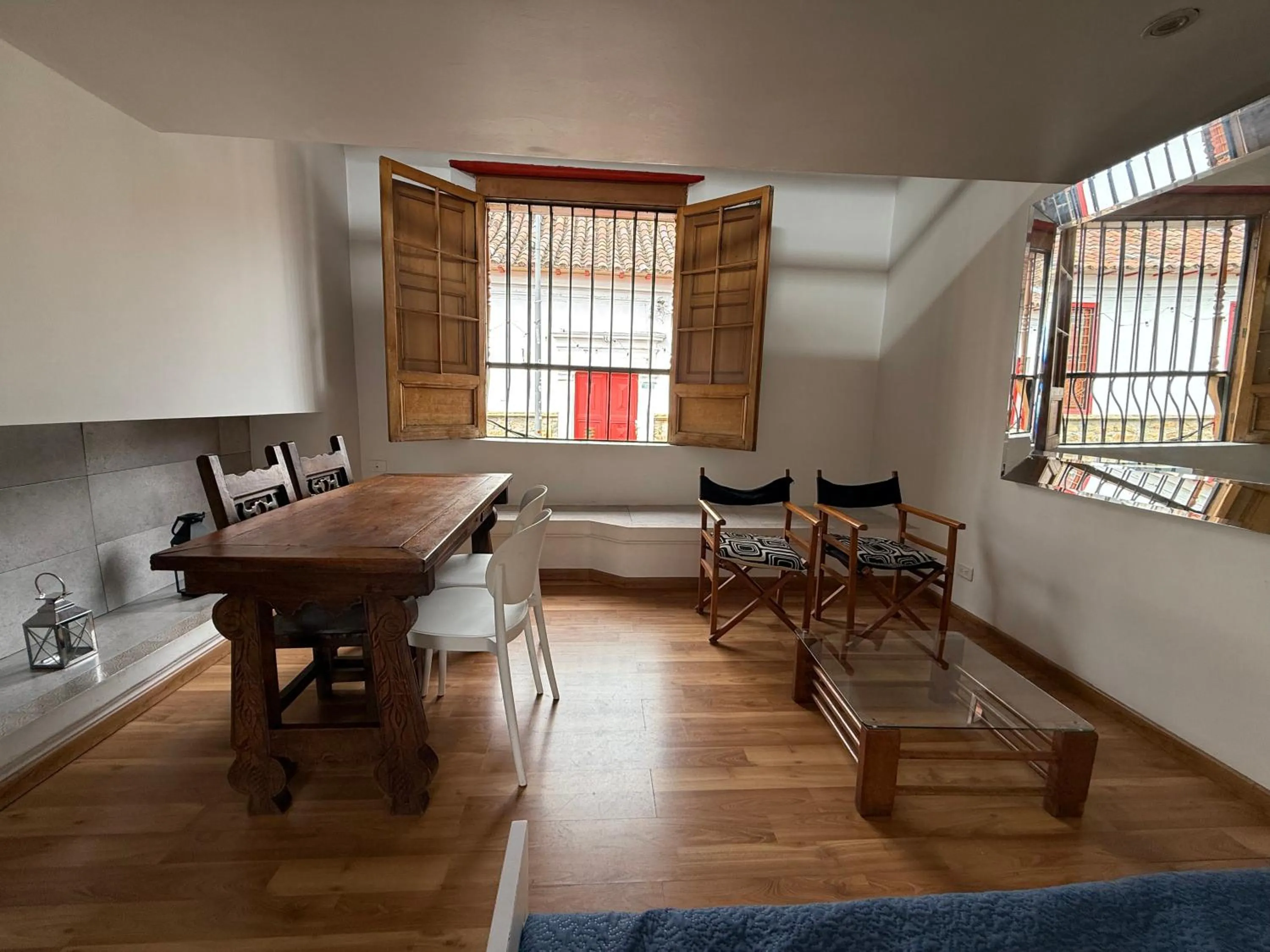 Living room in Apartaestudios La Candelaria