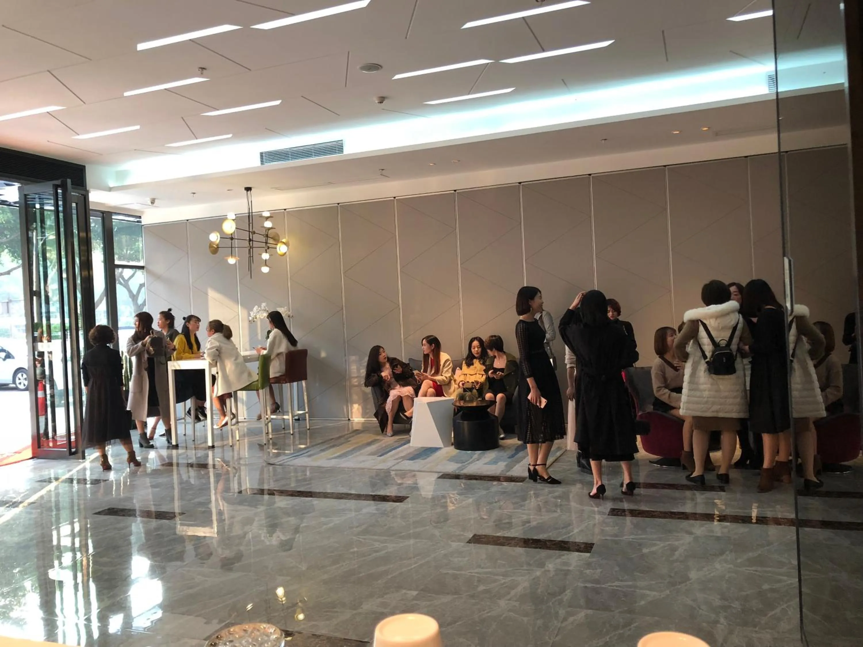 People in Borrman International Hotel Canton Tower Chigang Metro Station Flagship Branch