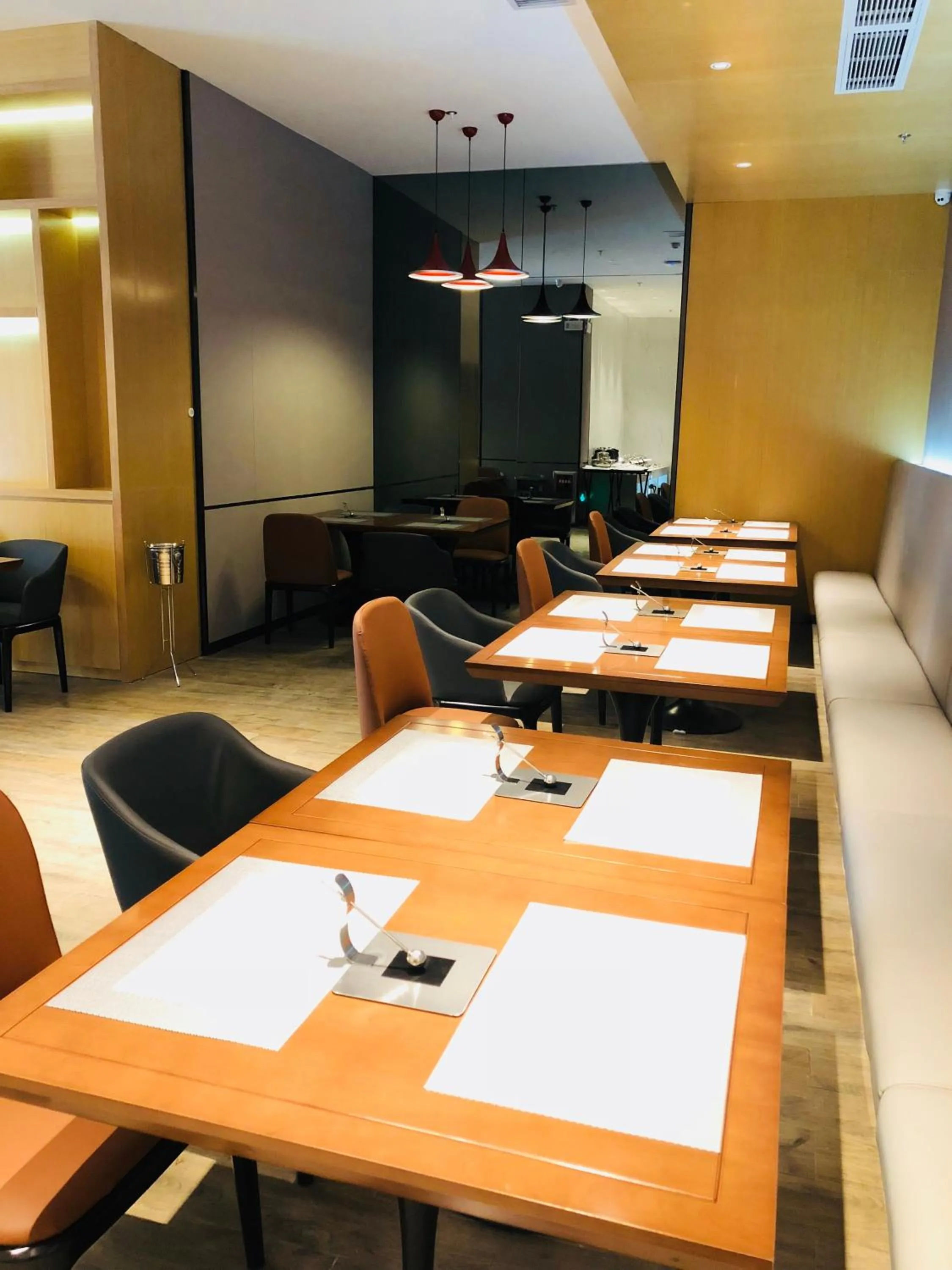 Restaurant/places to eat in Borrman International Hotel Canton Tower Chigang Metro Station Flagship Branch