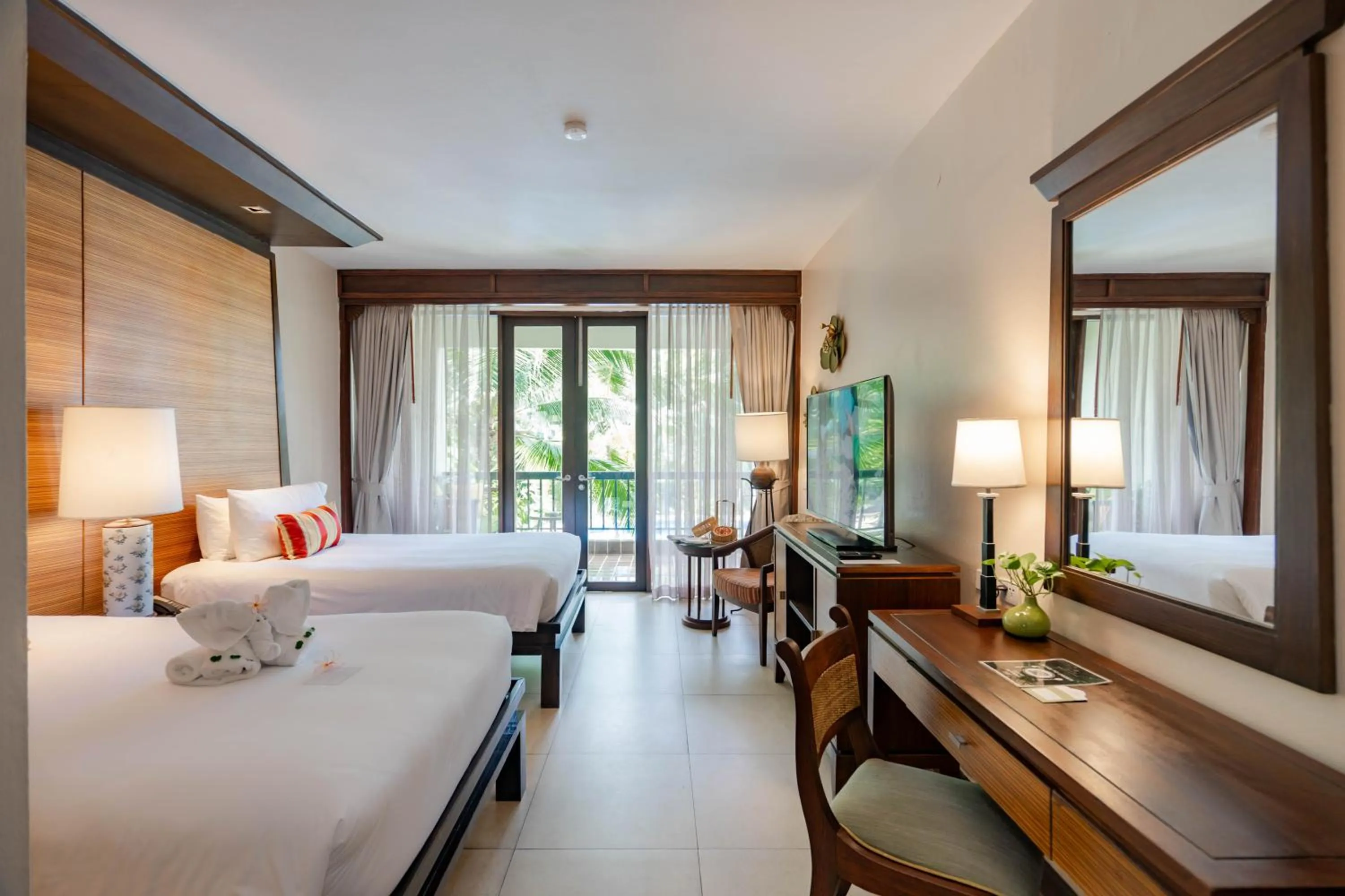 Bed in Siam Bayshore Resort Pattaya