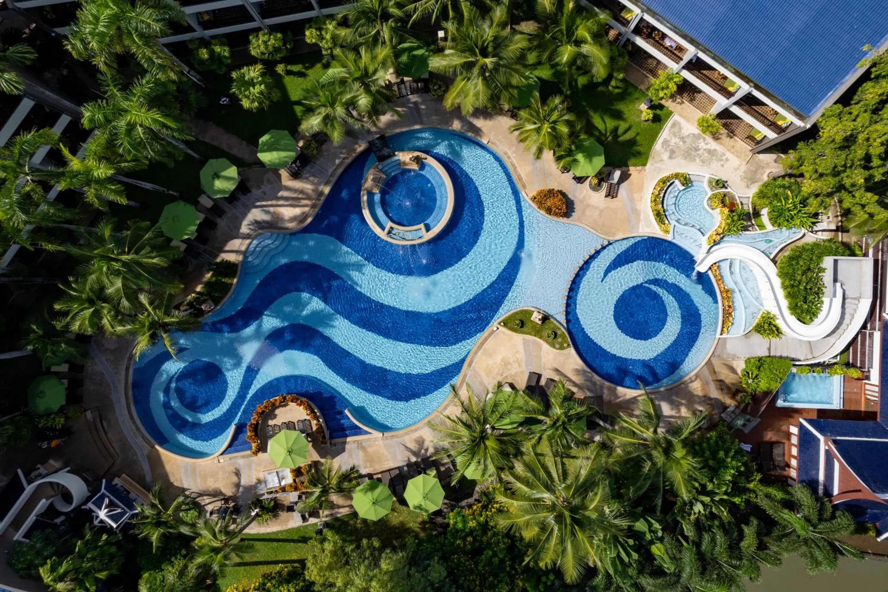 Swimming pool in Siam Bayshore Resort Pattaya