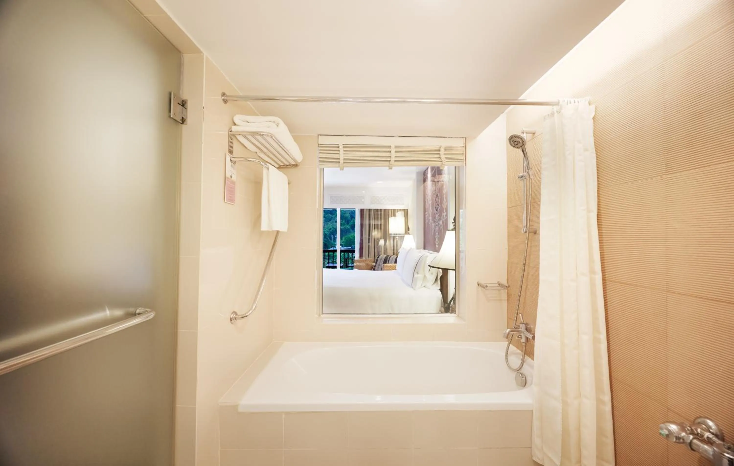 Bathroom in Siam Bayshore Resort Pattaya