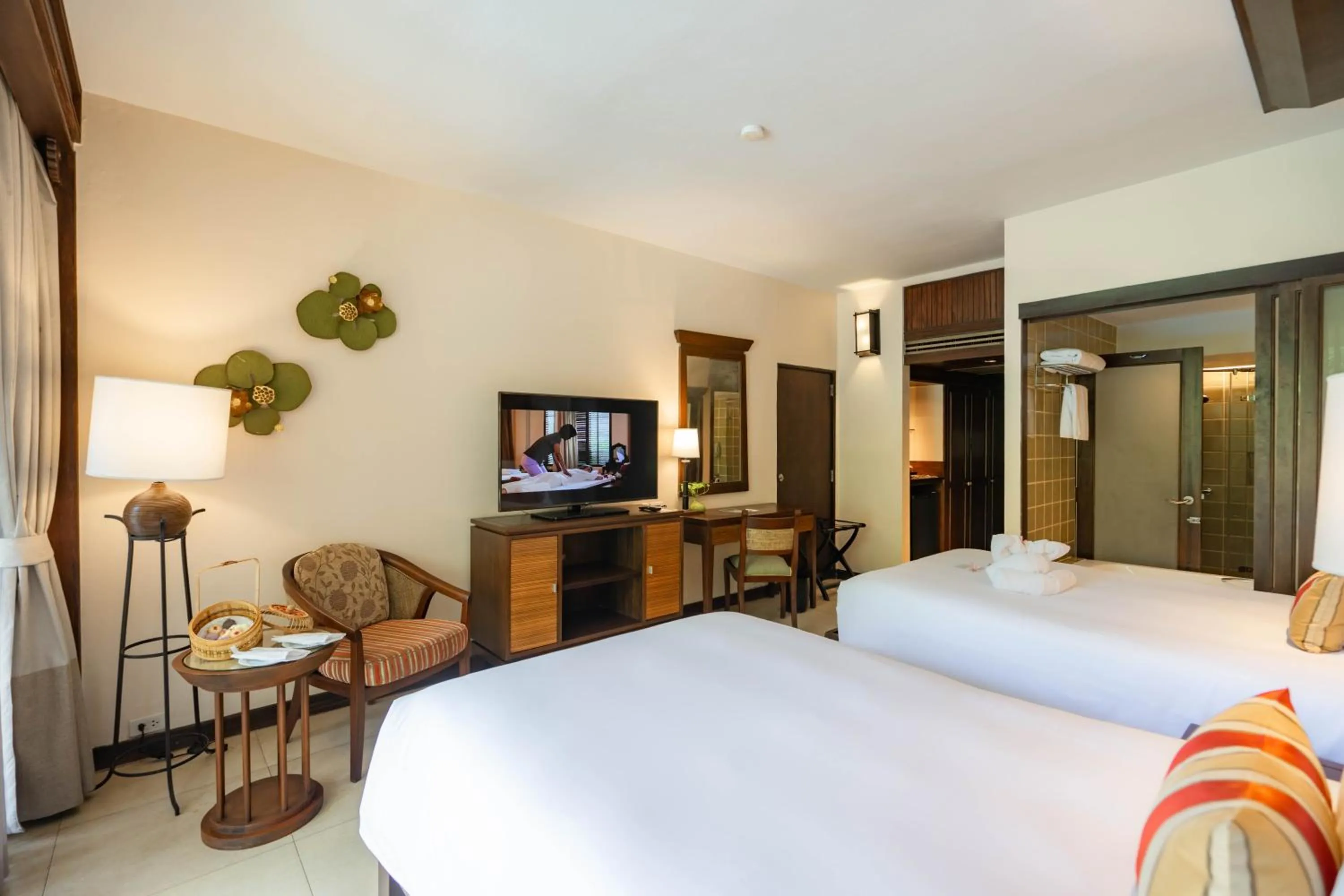 Guests, Bed in Siam Bayshore Resort Pattaya