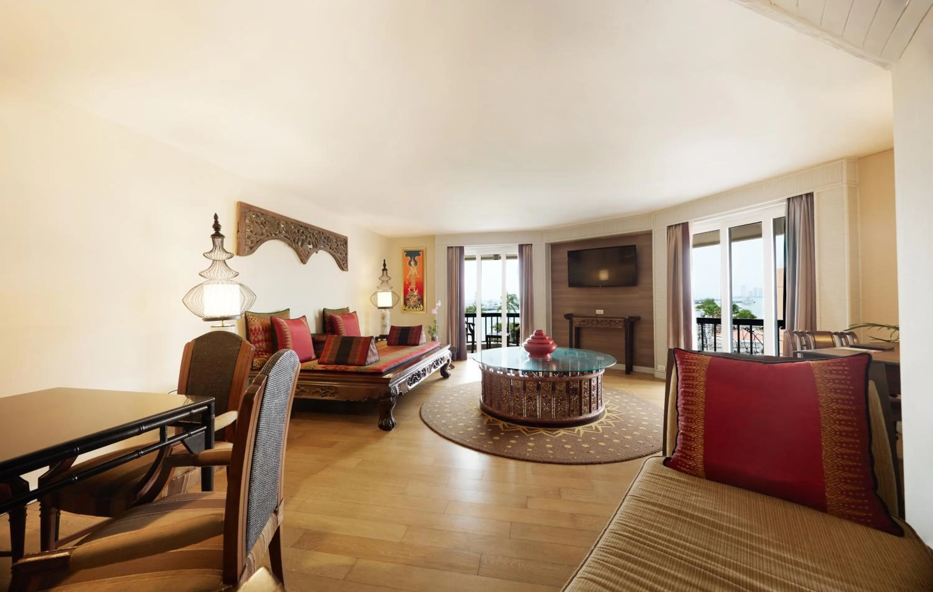 Living room in Siam Bayshore Resort Pattaya