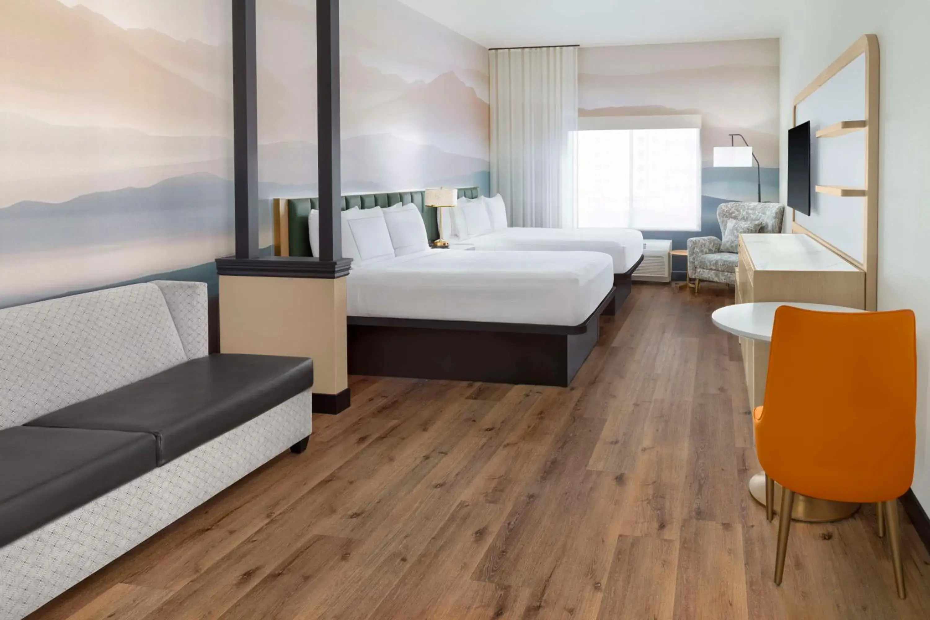 Living room, Bed in DoubleTree by Hilton Phoenix-Gilbert Living room, Bed in DoubleTree by Hilton Phoenix-Gilbert