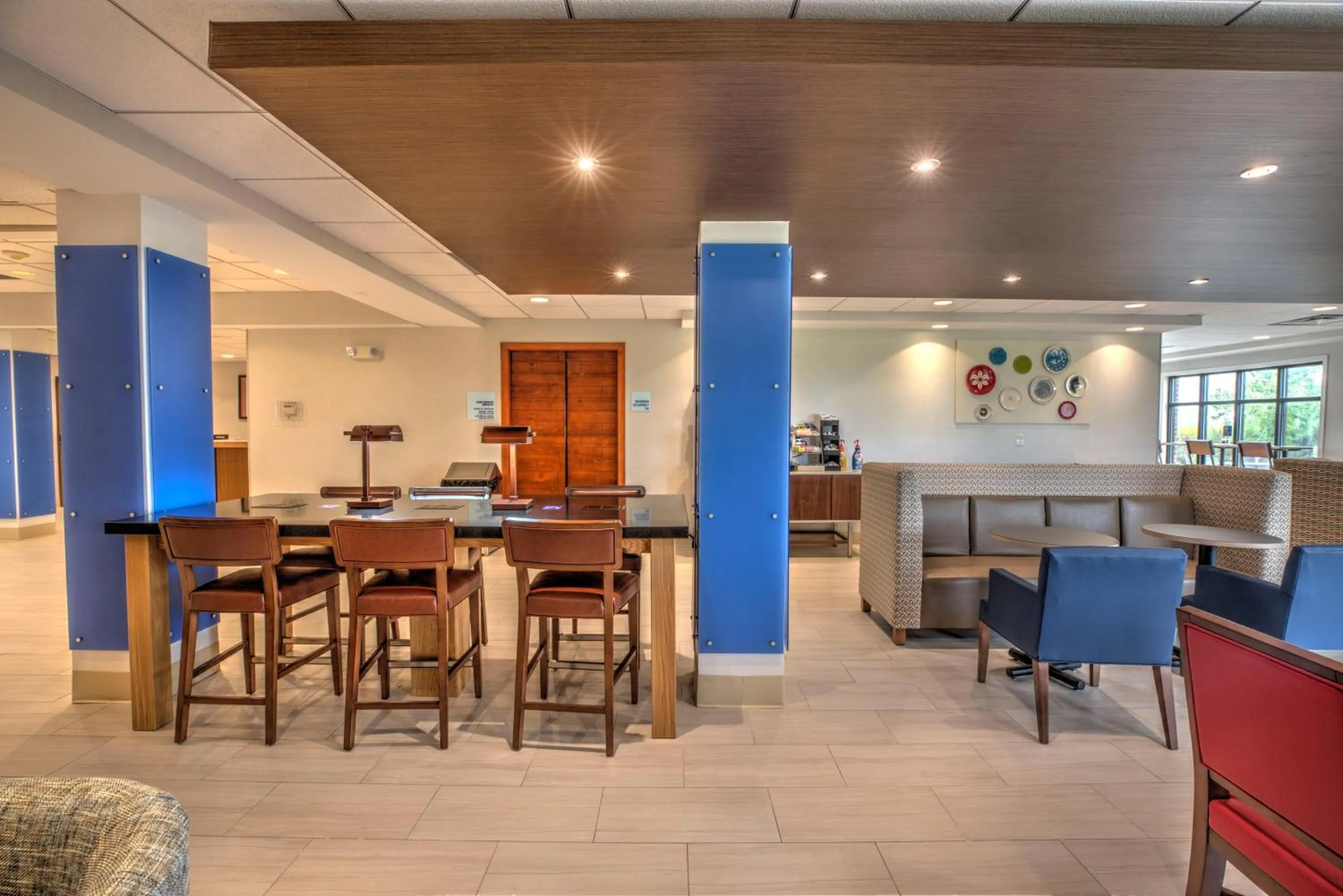 Property building in Holiday Inn Express Rochelle by IHG