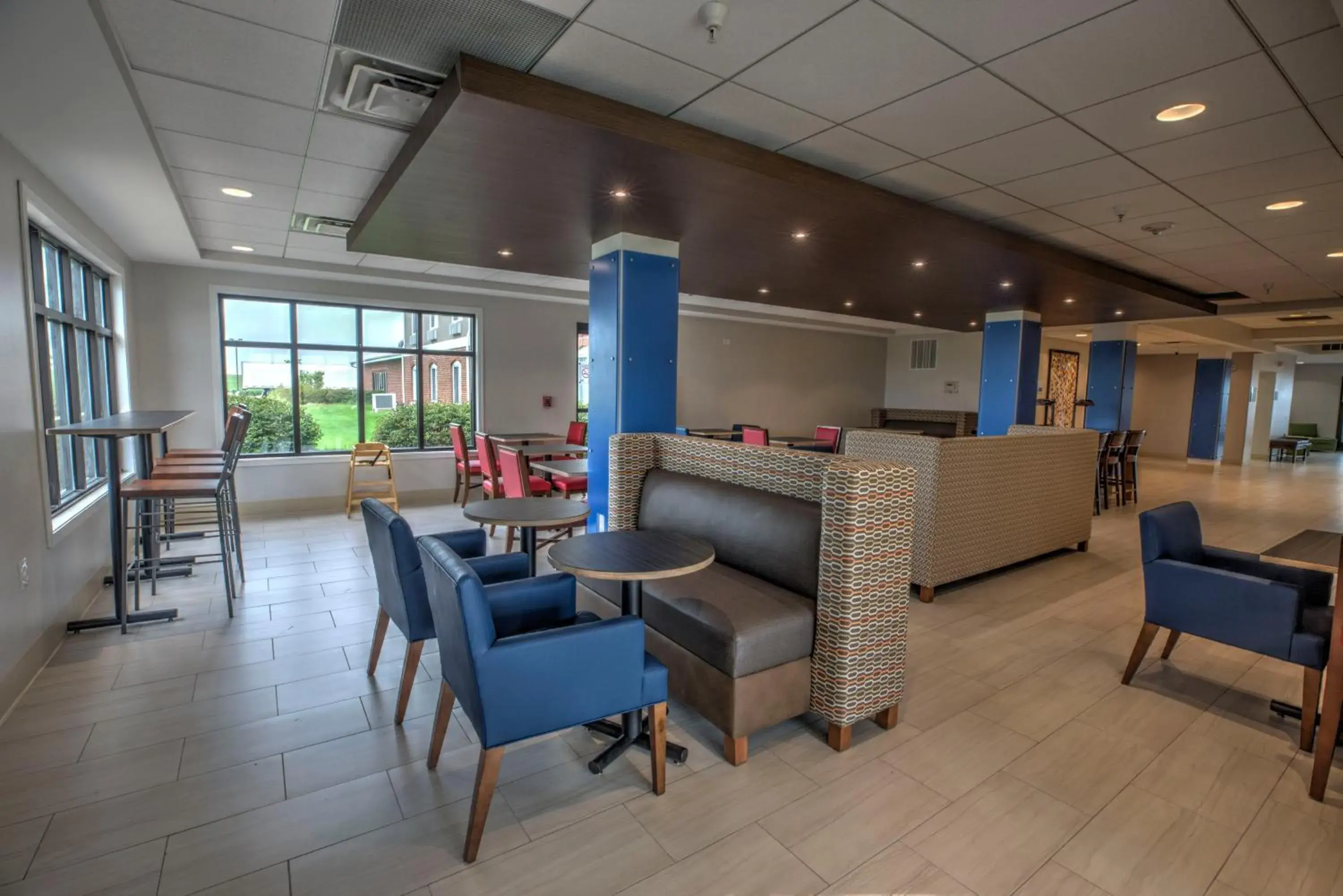 Restaurant/places to eat in Holiday Inn Express Rochelle by IHG Restaurant/places to eat in Holiday Inn Express Rochelle by IHG