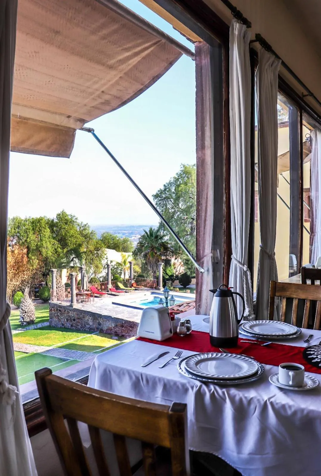 Restaurant/places to eat in Mirador del Frayle