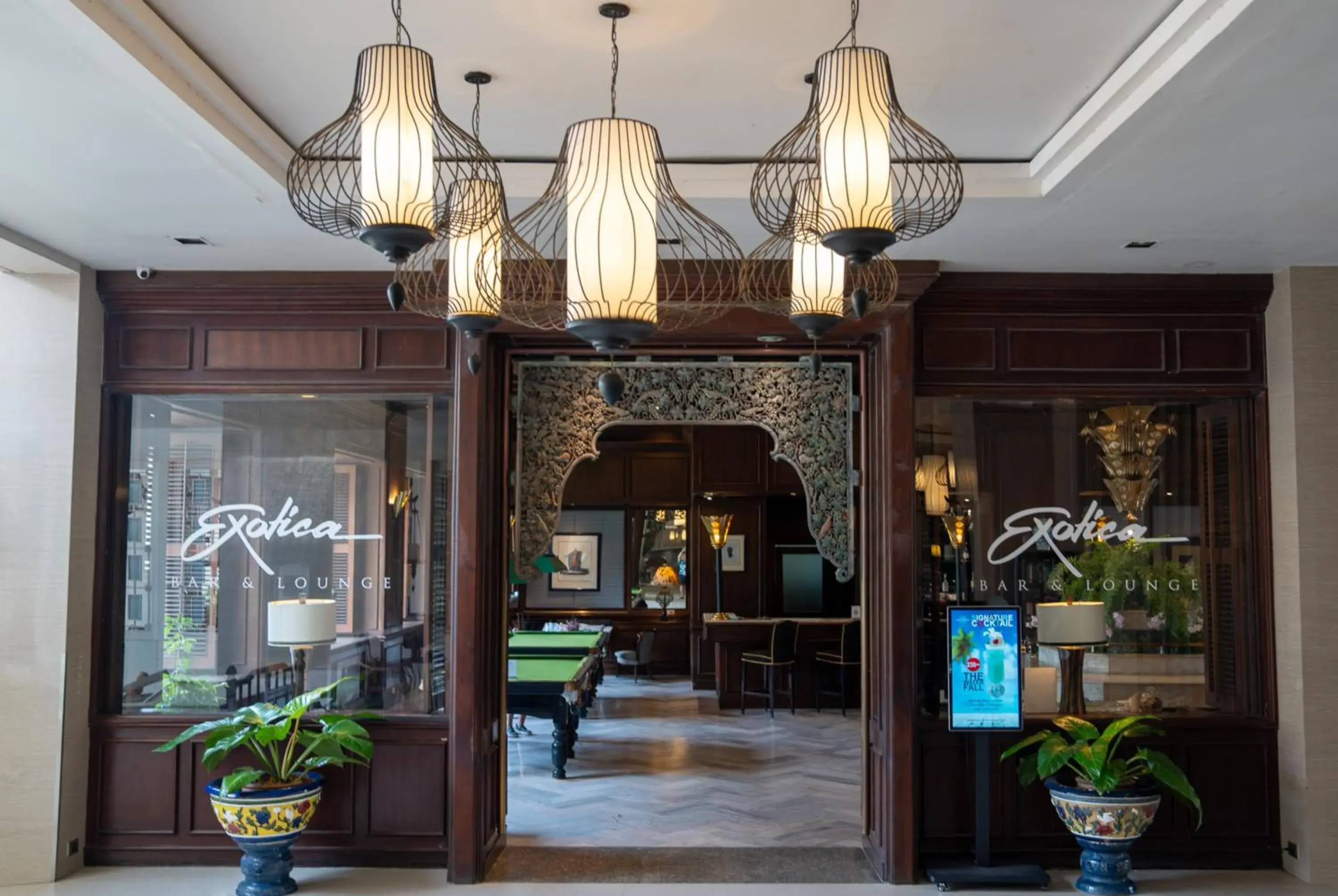 Lounge or bar in The Bayview Hotel Pattaya Lounge or bar in The Bayview Hotel Pattaya