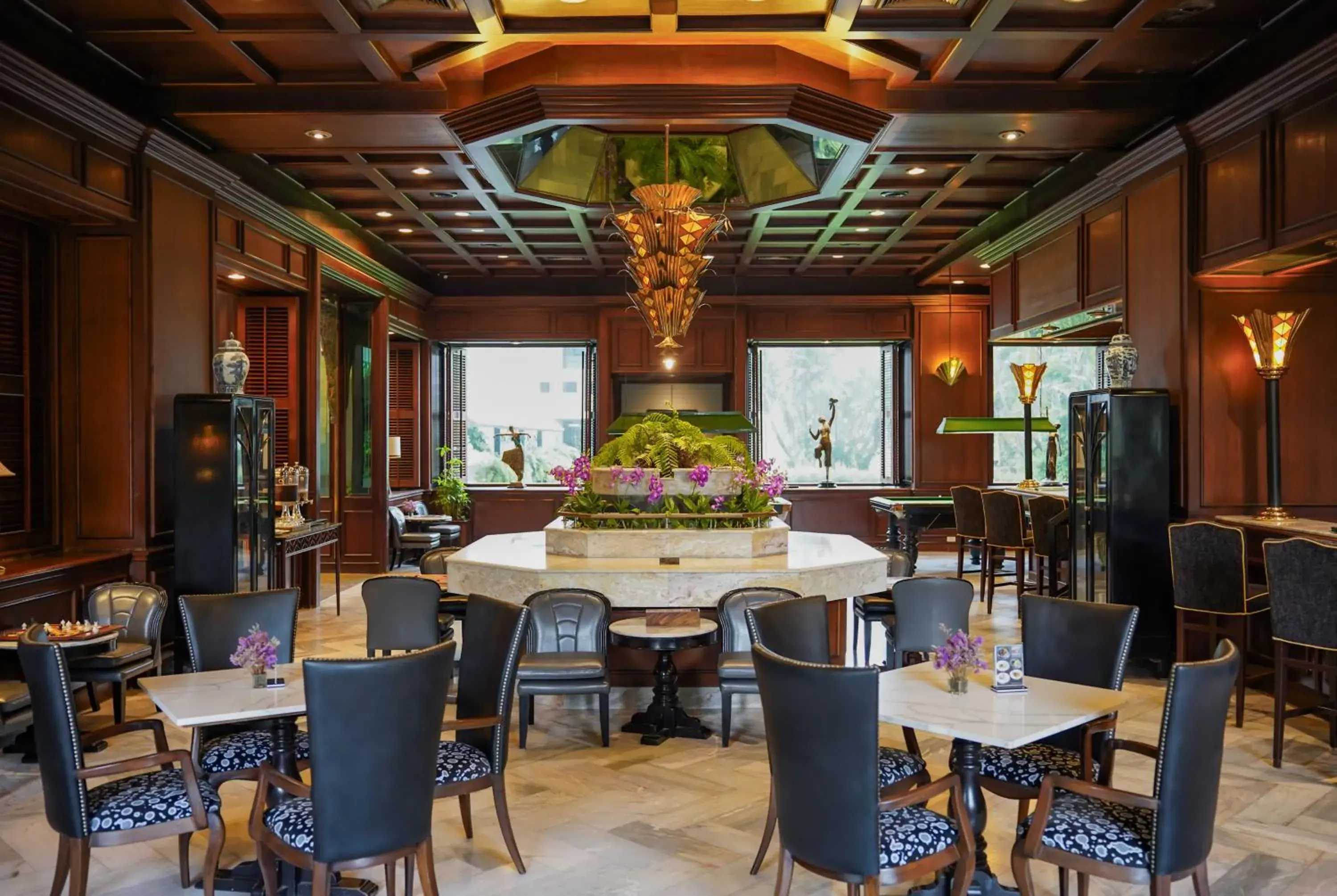 Lounge or bar in The Bayview Hotel Pattaya Lounge or bar in The Bayview Hotel Pattaya