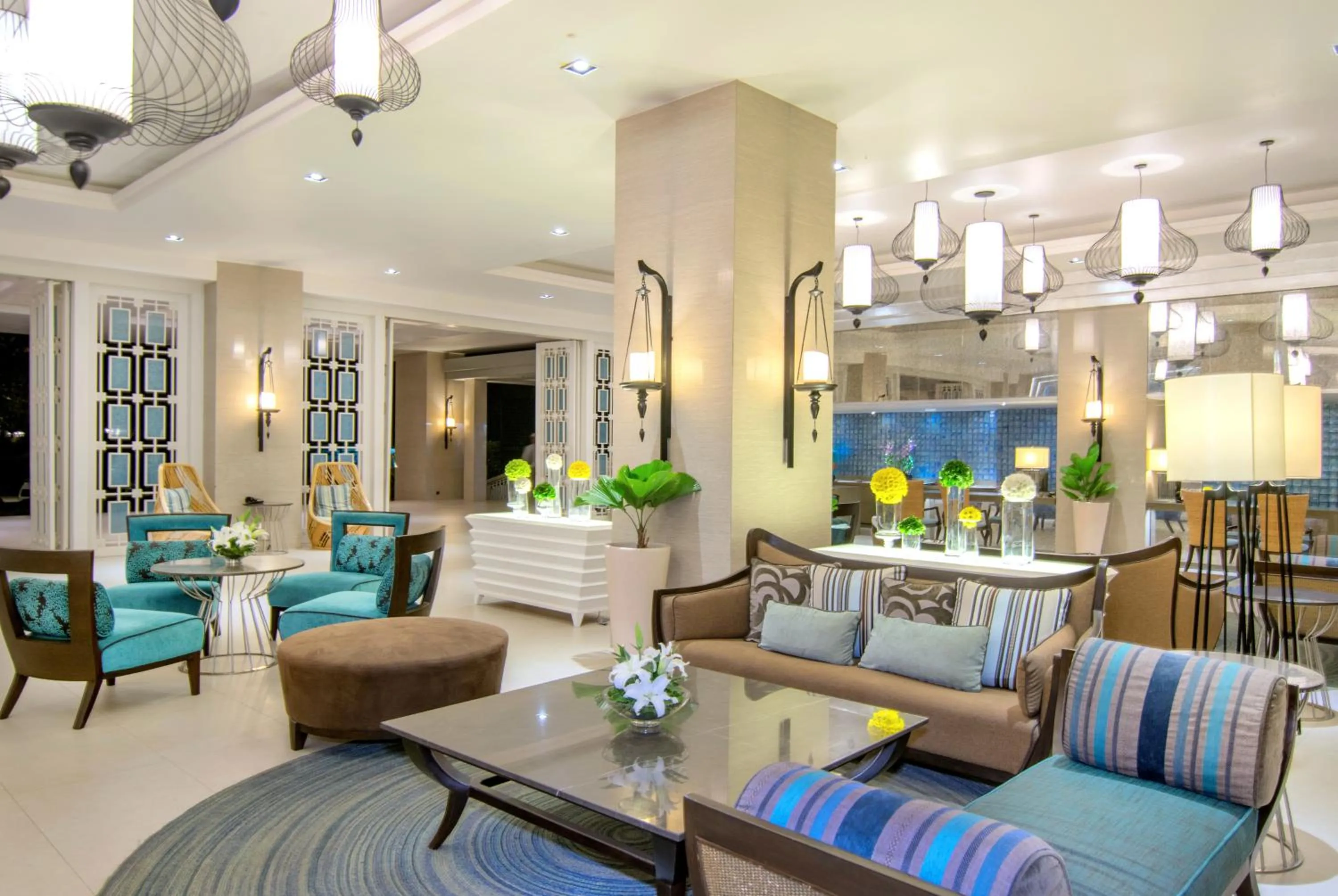 Lobby or reception in The Bayview Hotel Pattaya