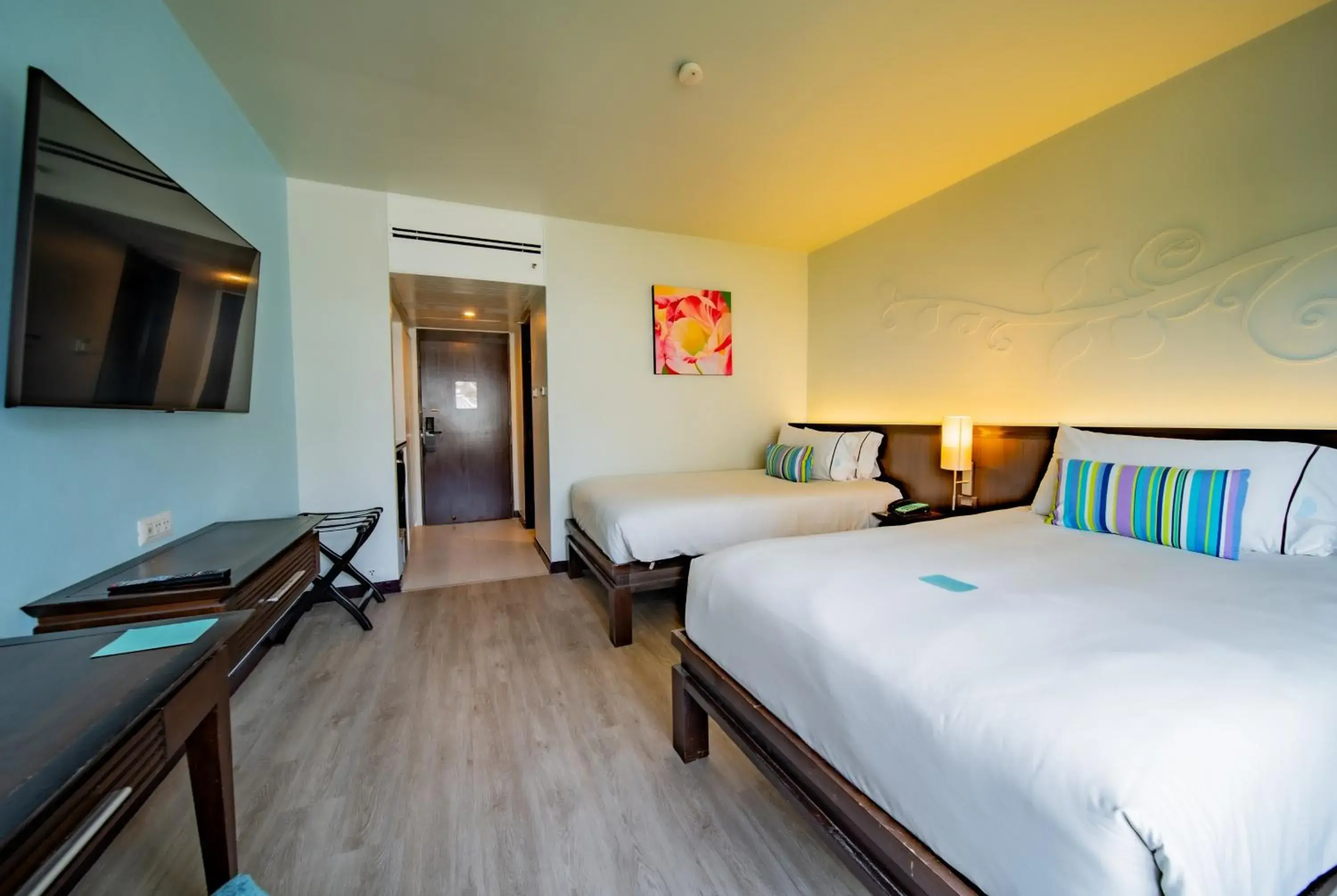 Bedroom, Bed in The Bayview Hotel Pattaya Bedroom, Bed in The Bayview Hotel Pattaya