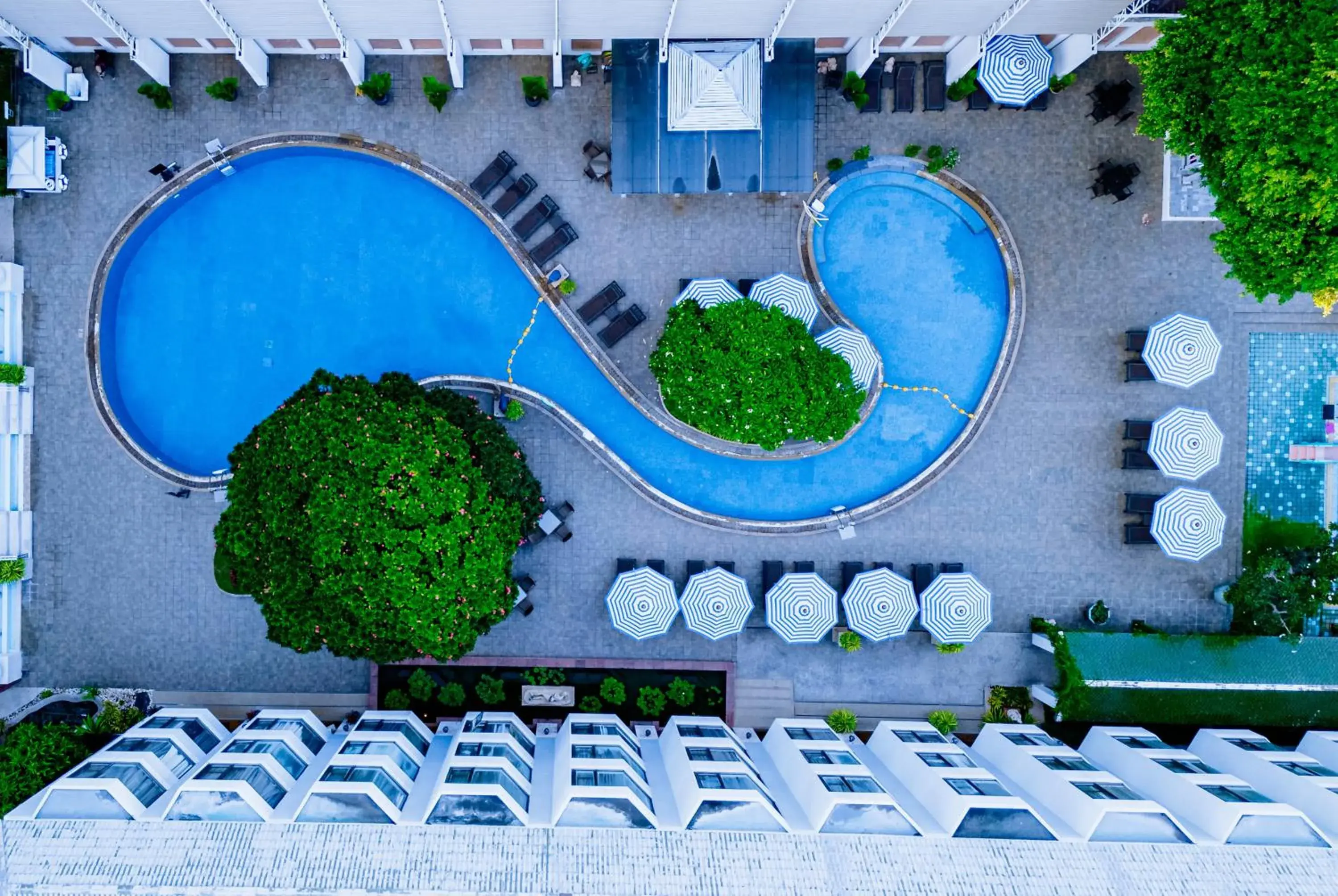 Property building in The Bayview Hotel Pattaya Property building in The Bayview Hotel Pattaya