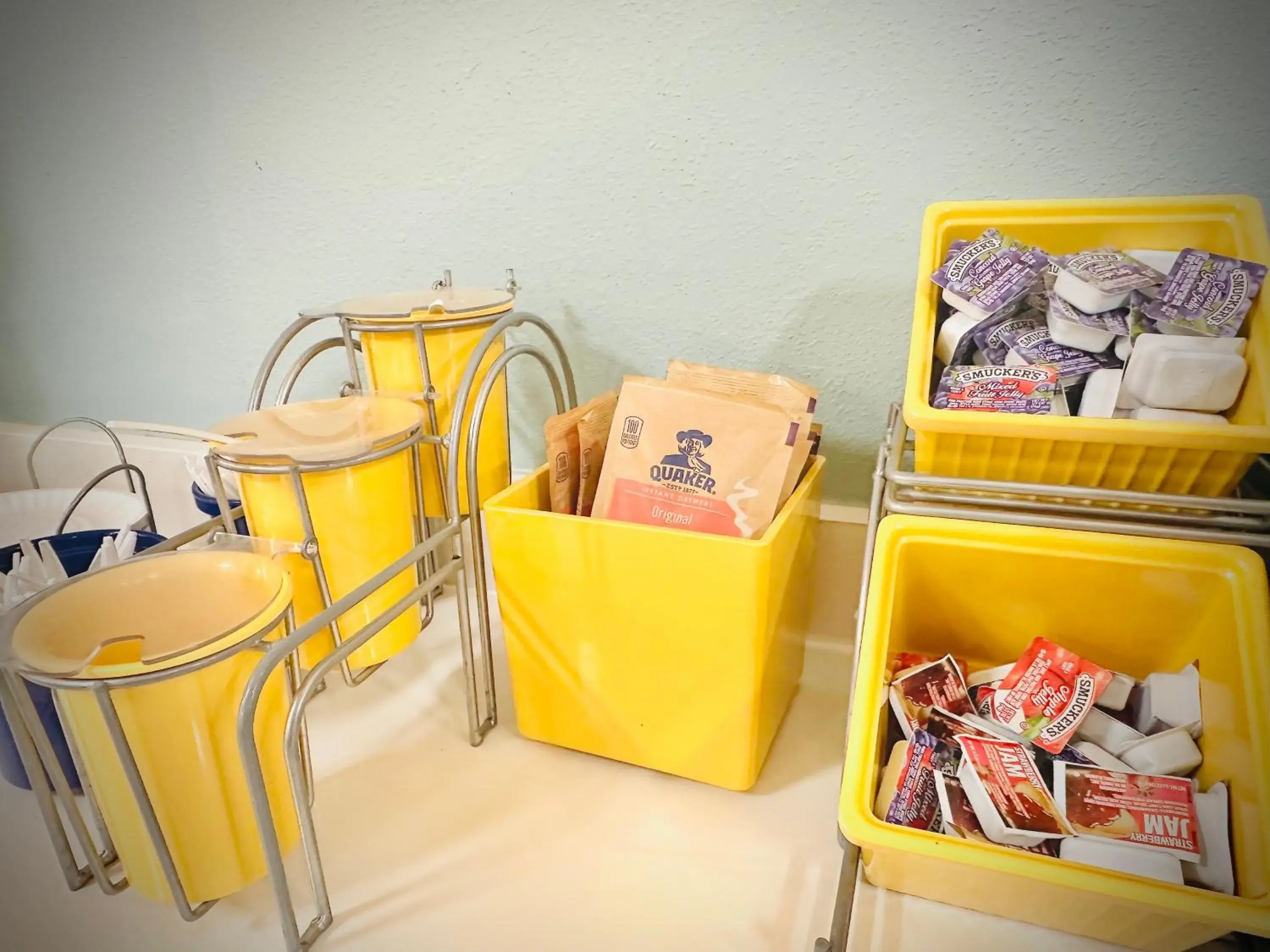 Breakfast in Days Inn by Wyndham WestEnd Alexandria,VA Washington DC Area Breakfast in Days Inn by Wyndham WestEnd Alexandria,VA Washington DC Area