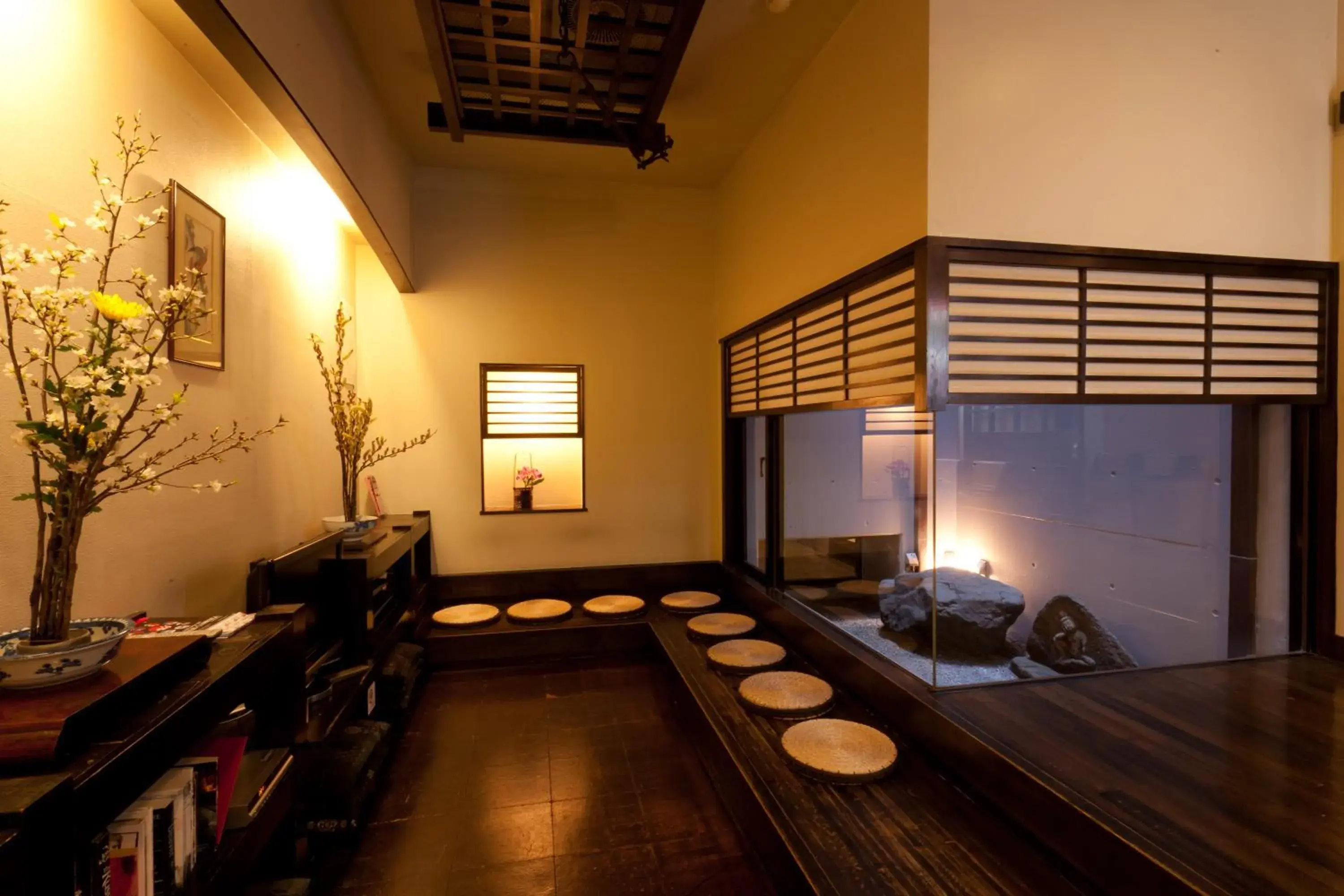 Lobby or reception, Bed in Kimi Ryokan Lobby or reception, Bed in Kimi Ryokan