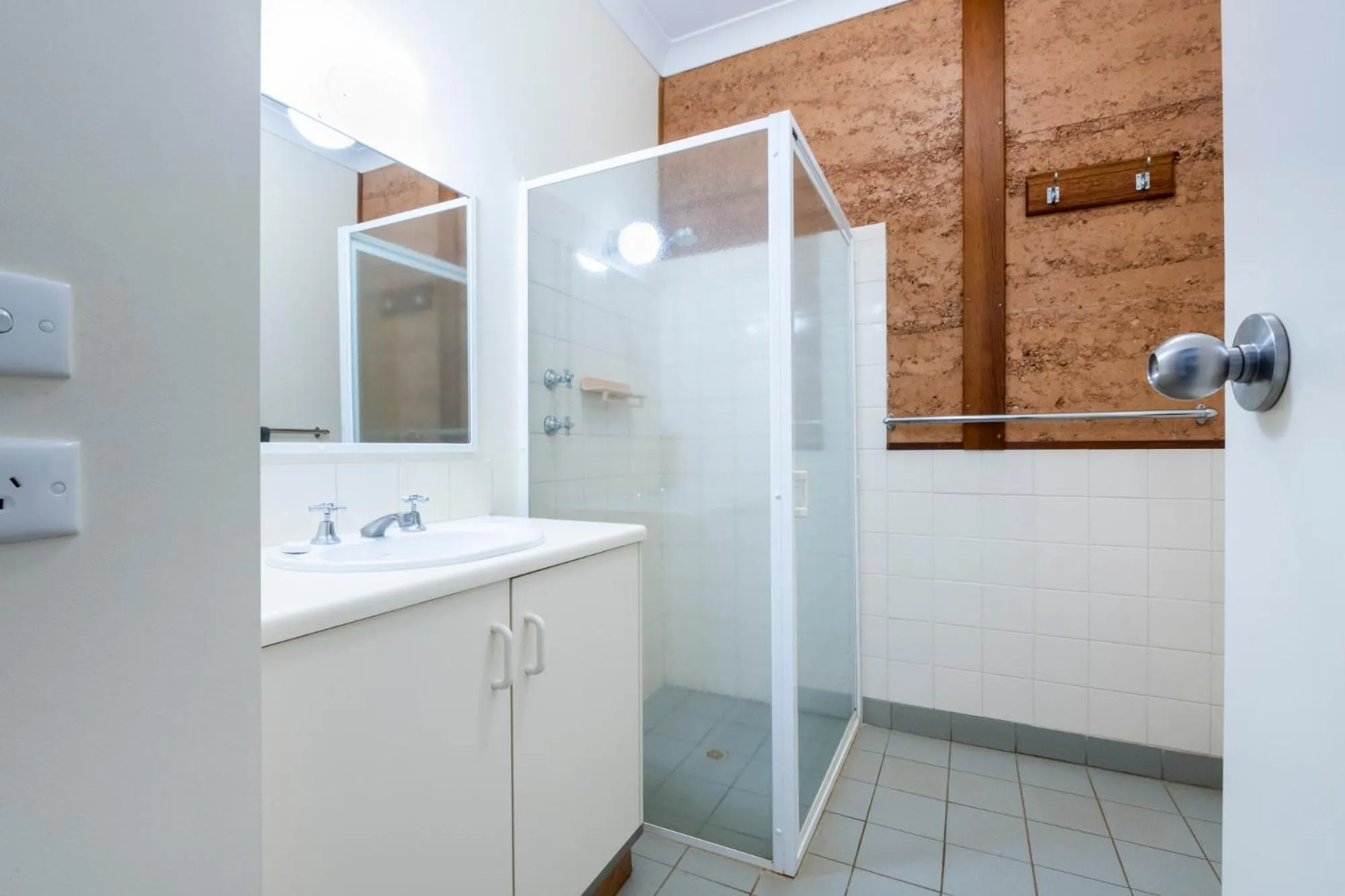 Bathroom in Mud Hut Motel